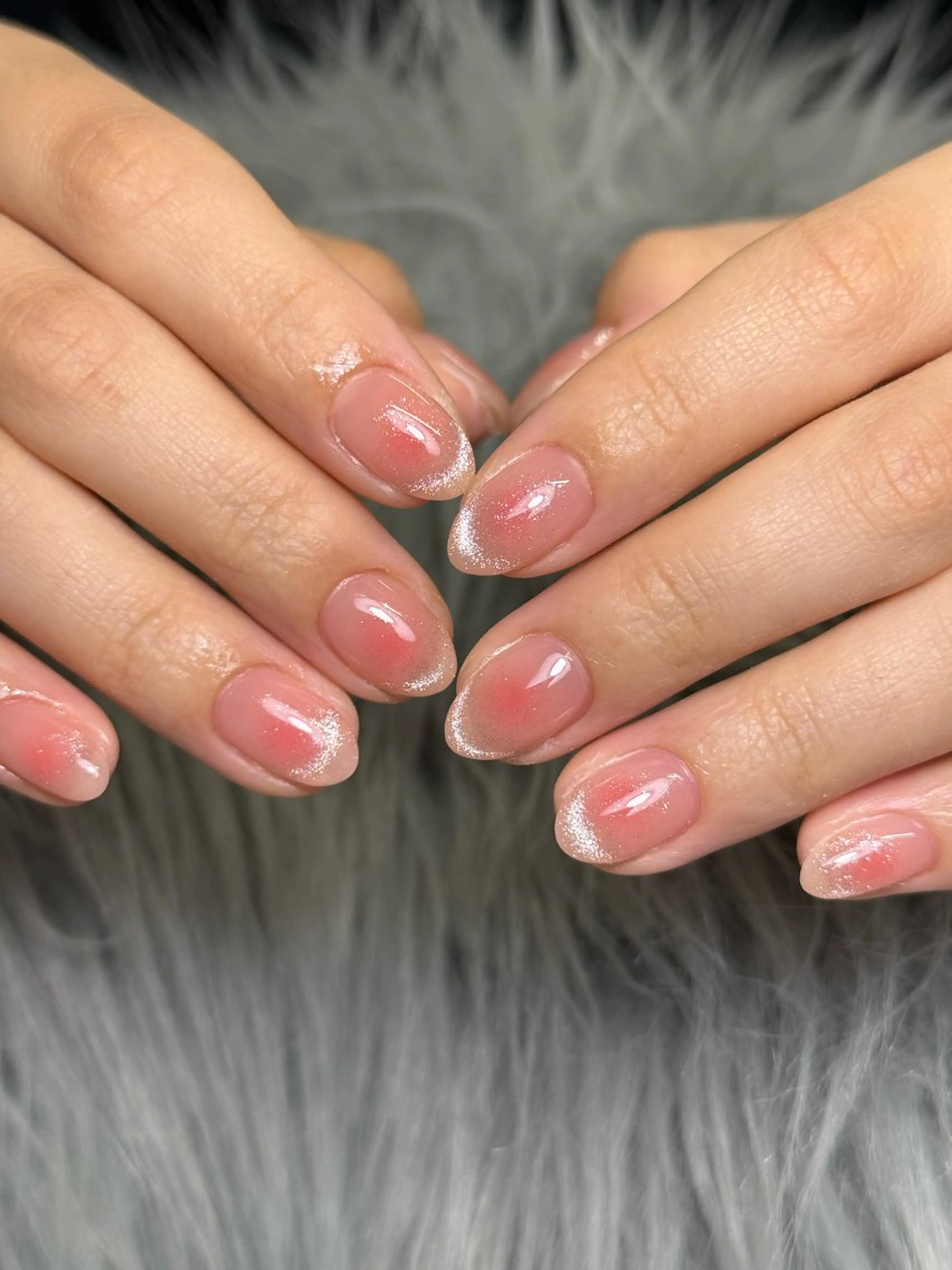 ネイル チークネイル 氷ネイル・うるうるネイル ハンドネイル nail salon h🎀小夏のネイルデザイン