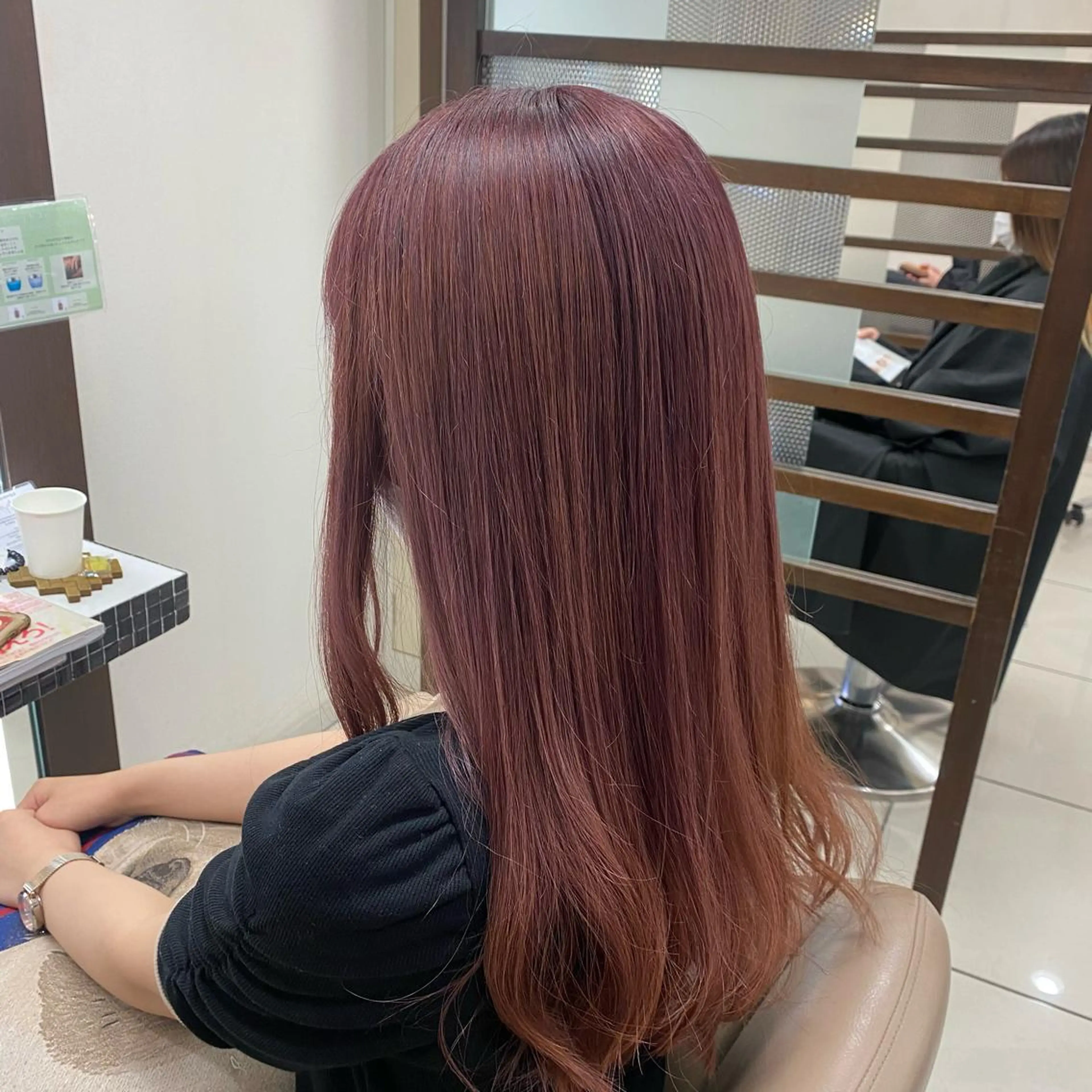 ロング カラー シールエクステ✨️韓 国羽エクステ🪽和希のヘアスタイル