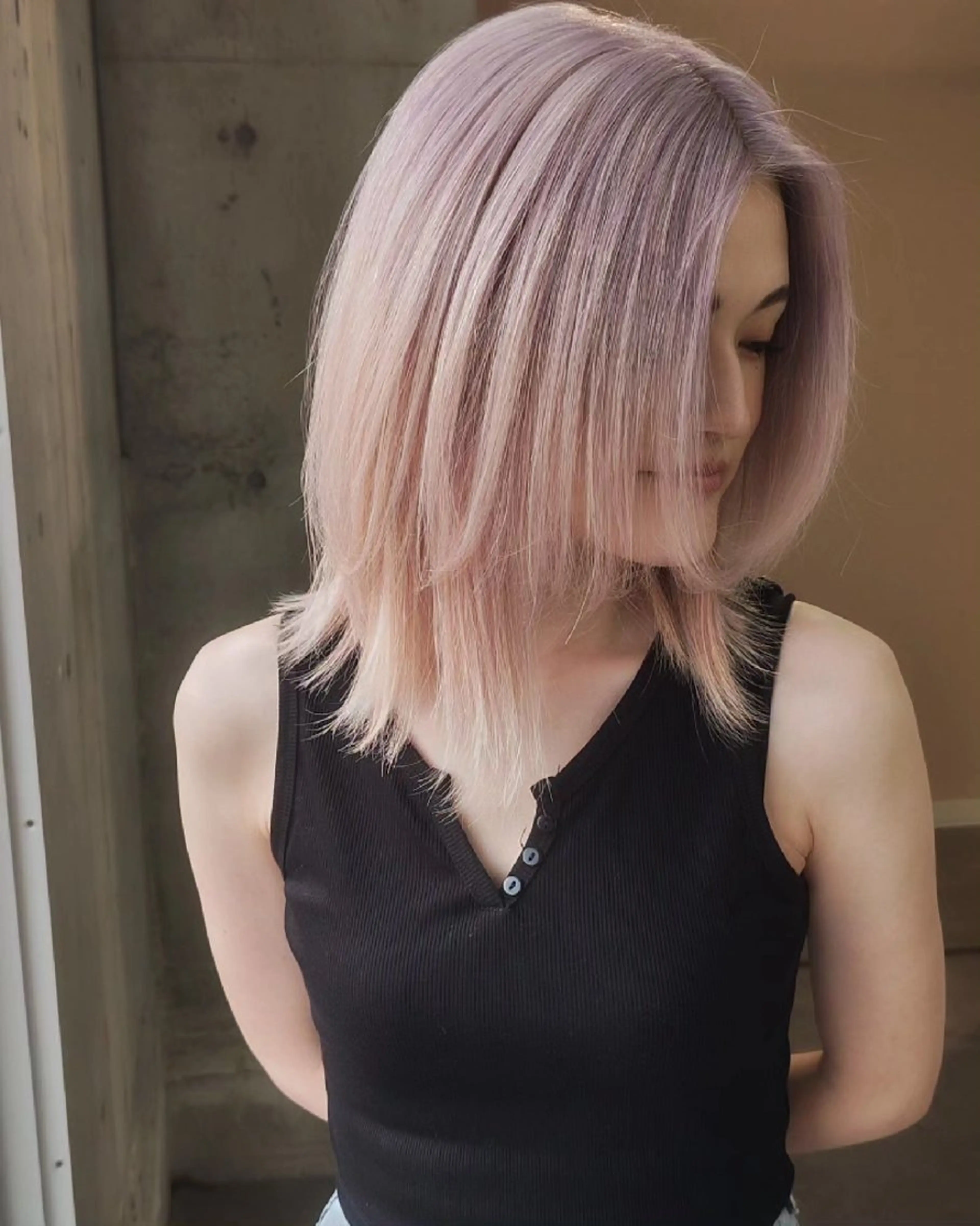 ミディアム カラー ブリーチ ブロンド ホワイトブロンド Mood hair salon所属・髪質改善.縮毛矯正 ×韓国ヘアyukiのヘアスタイル