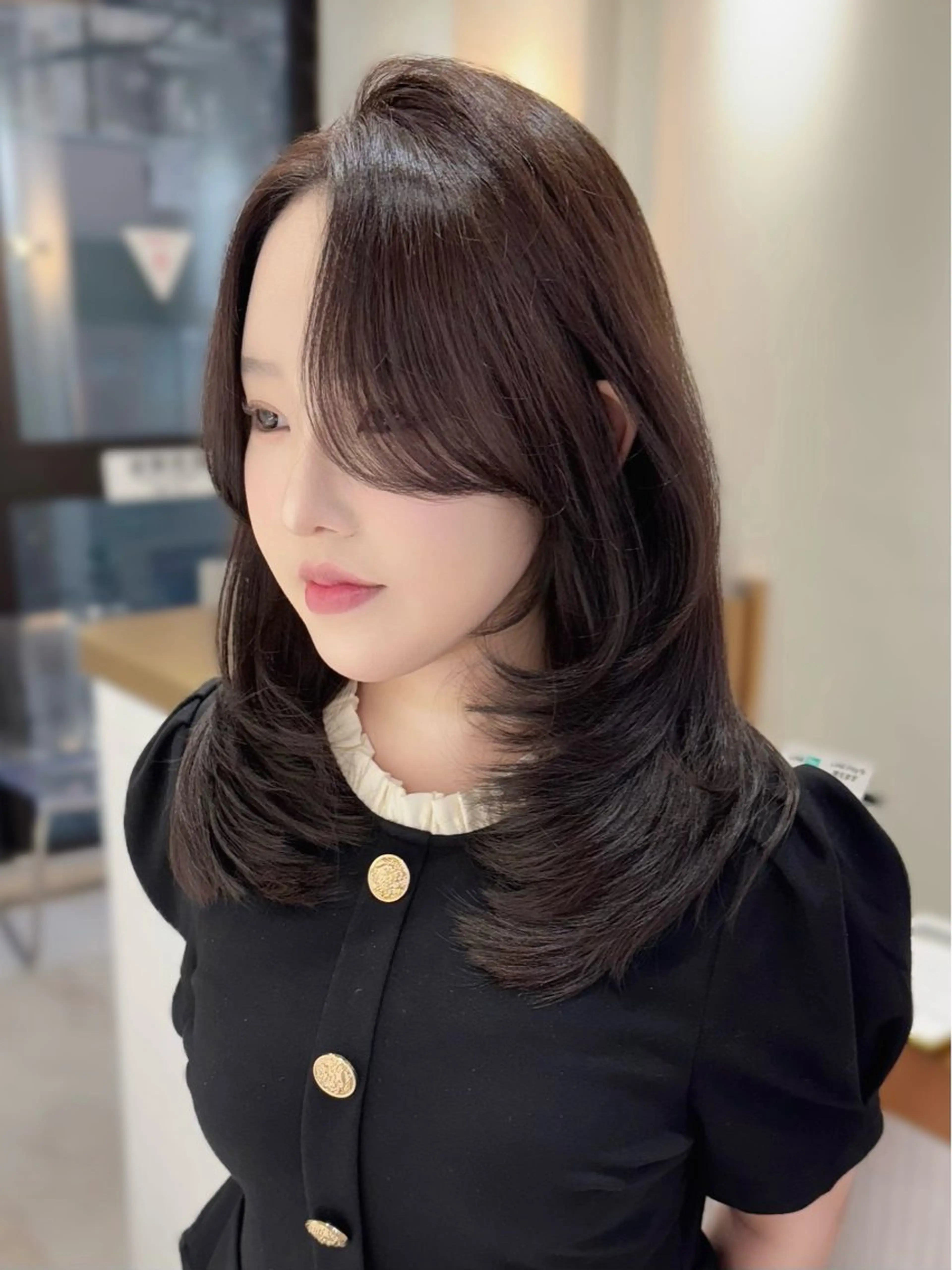 ミディアム ミディアムレイヤー 韓国風ヘア レイヤーカット ワンホンレイヤー 🫧レイヤーカット/ 韓国ヘア🫧辻優也のヘアスタイル