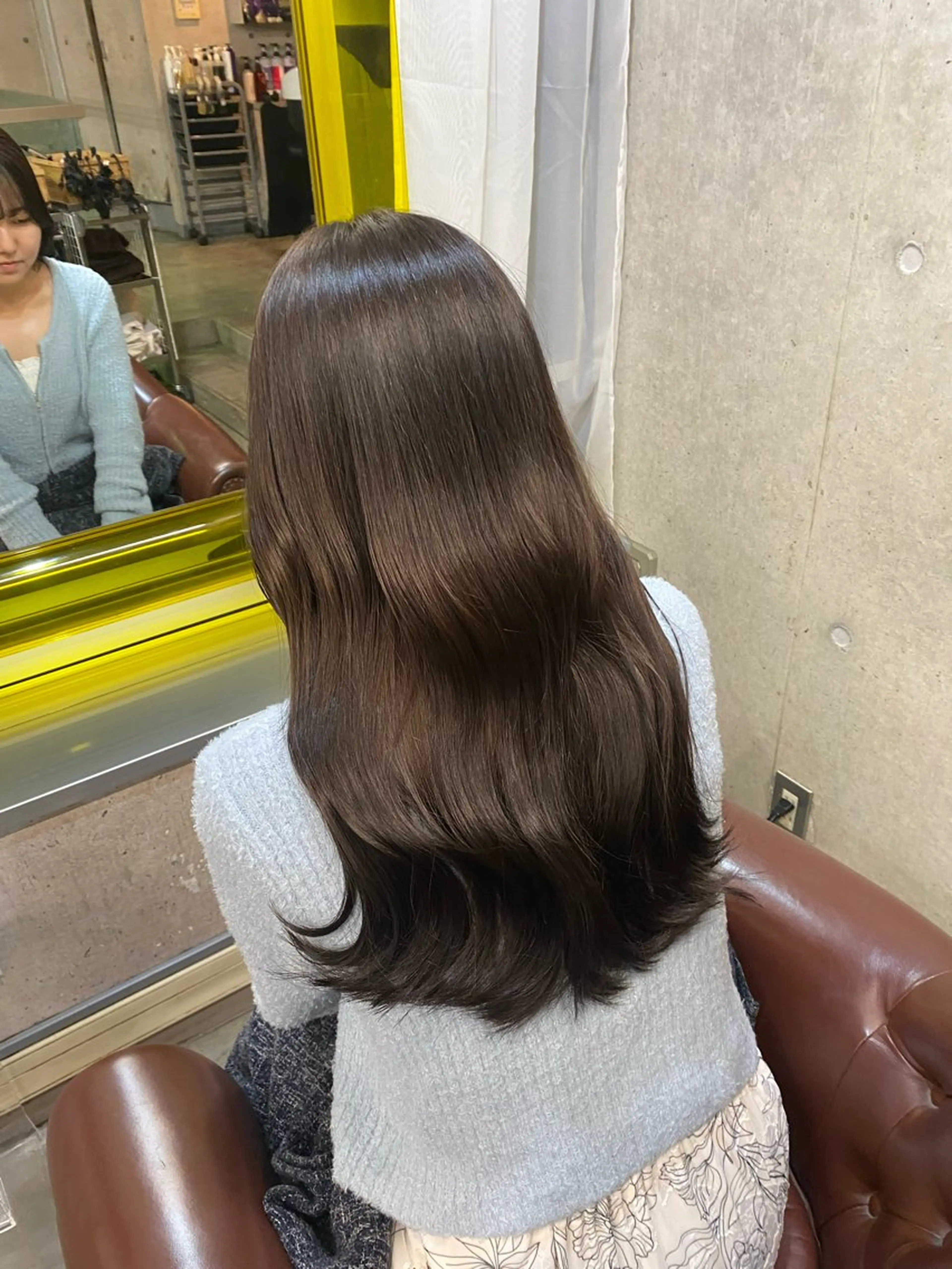 ロング カラー グレージュ 縮毛矯正 ブリーチカラー🎀 LiLi🫧のヘアスタイル