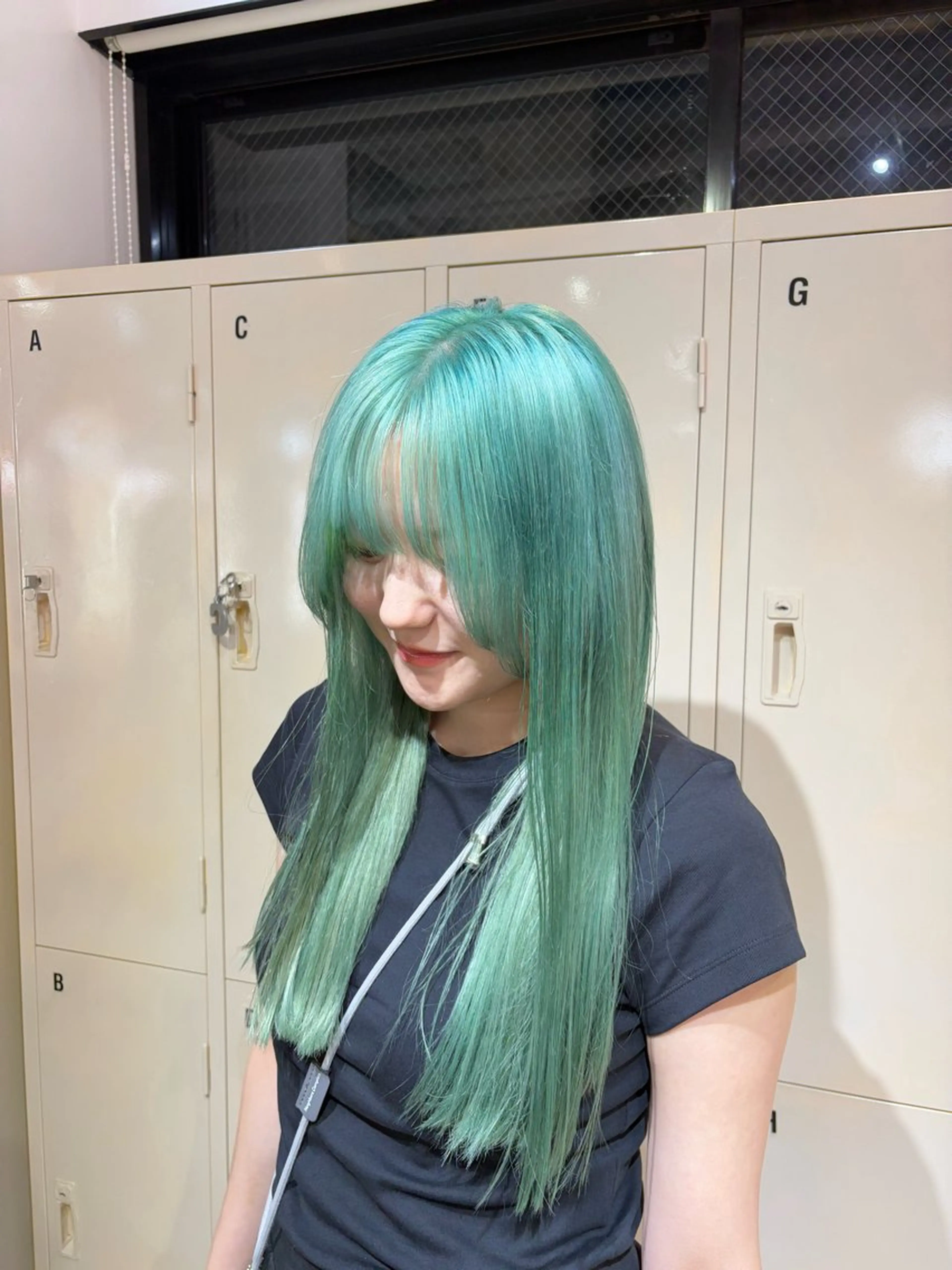 セミロング カラー ヘアカラー トリートメント ヘアセット 🧤高明度ハイトーン 🧤莉音のヘアスタイル