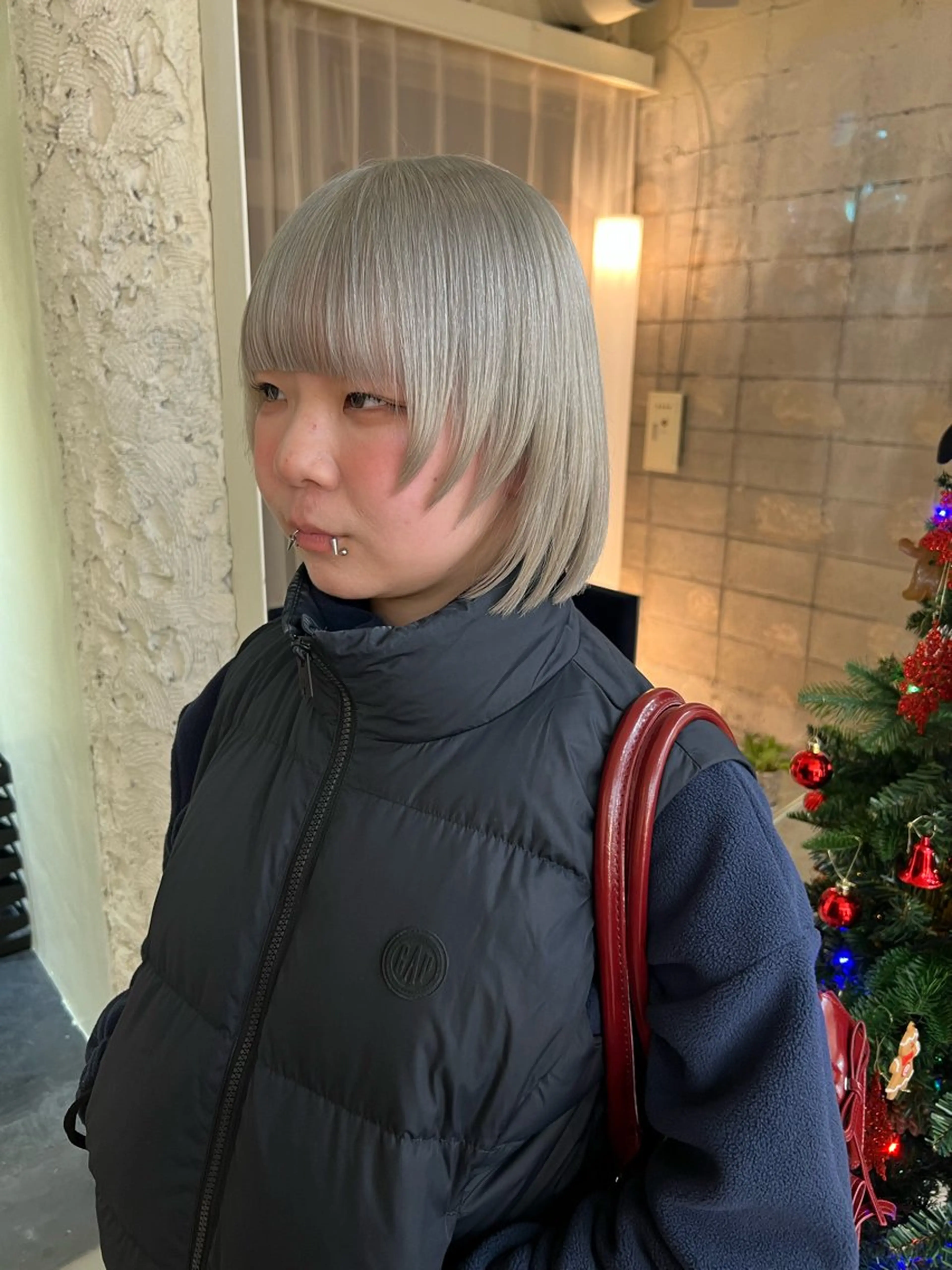 ミディアム カラー カット ヘアカラー 圧倒的デザイン力 店長🎨RENAのヘアスタイル