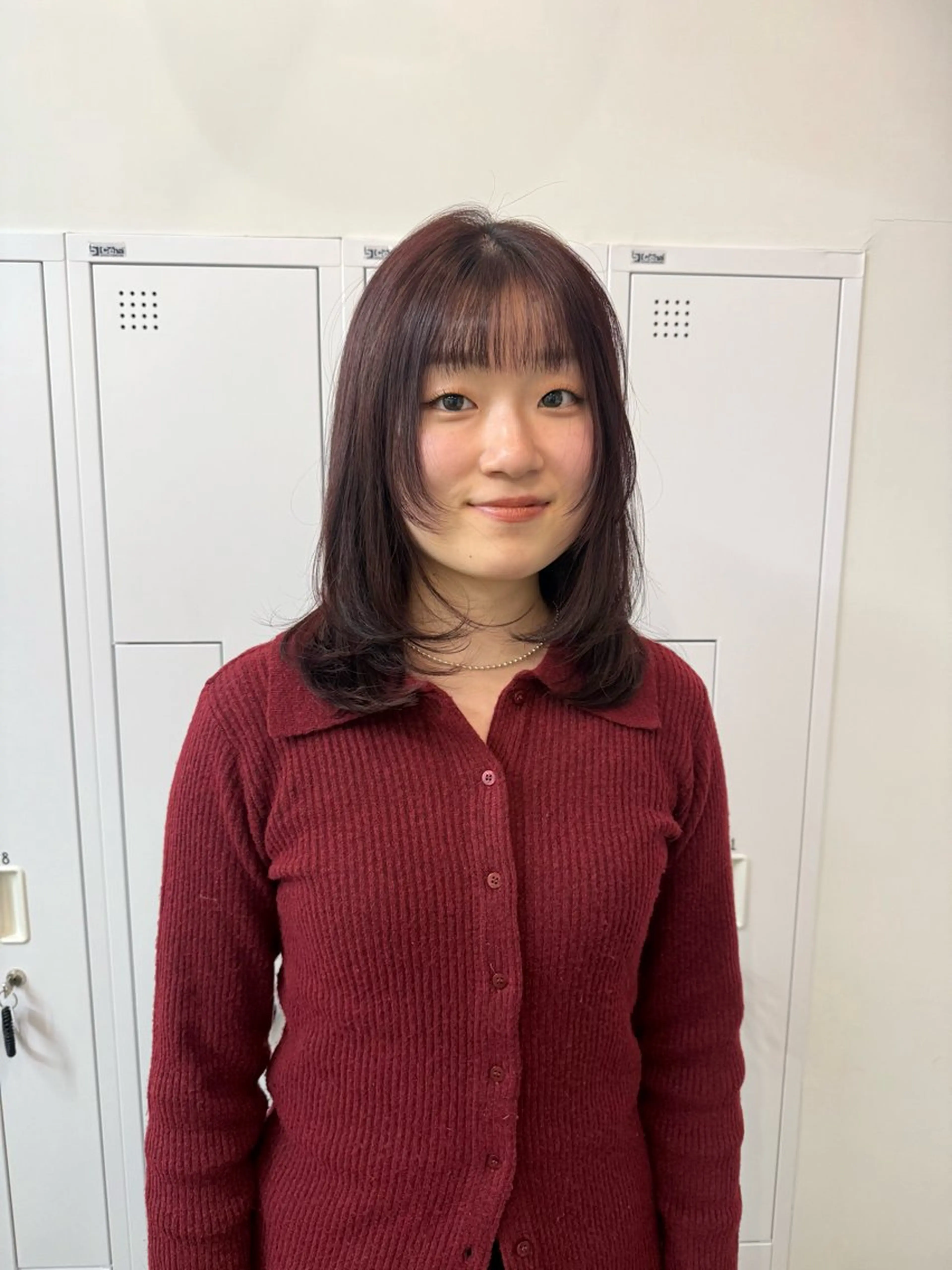 ミディアム カット ヘアカラー 近藤 千裕のヘアスタイル