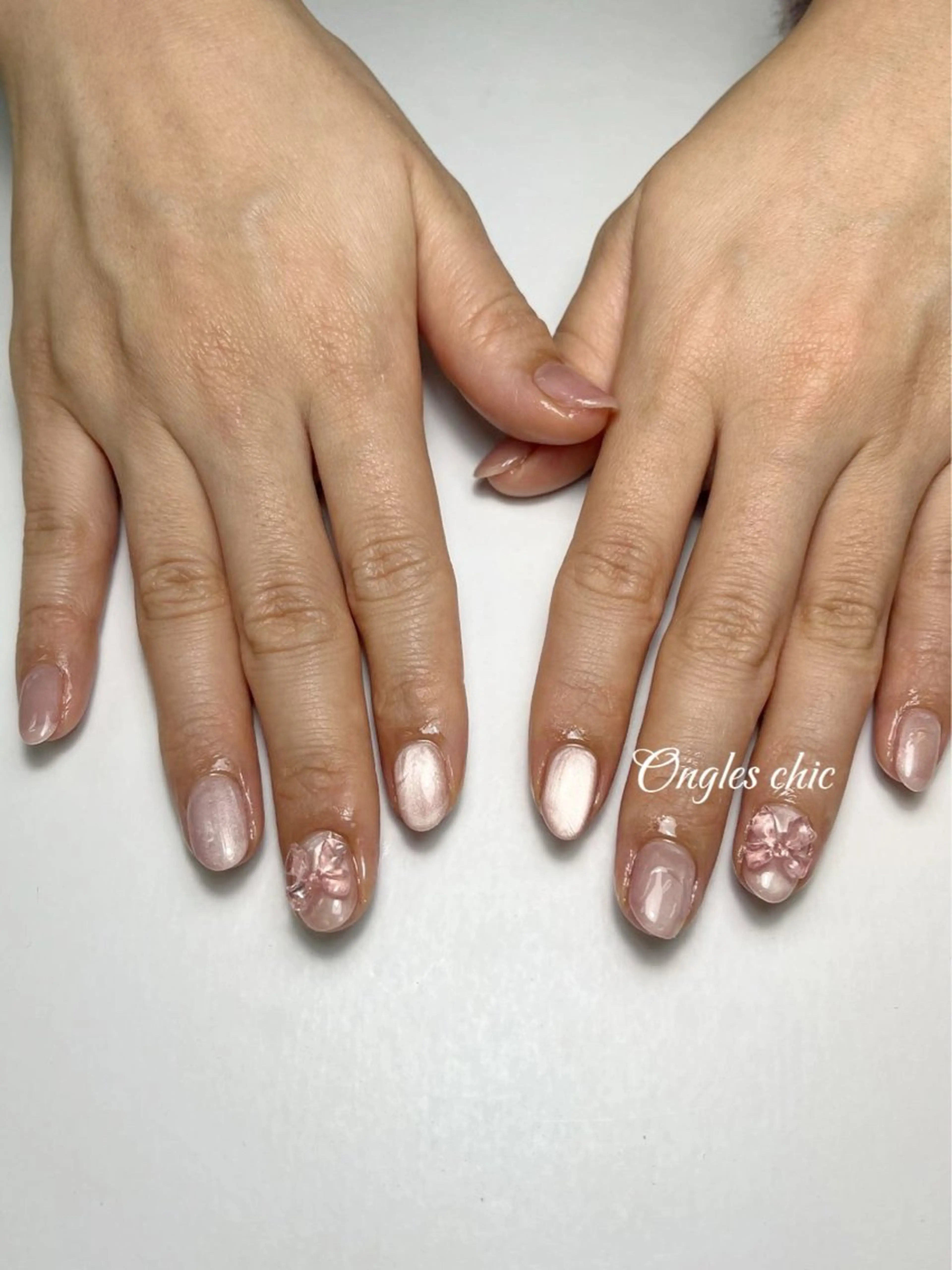 ネイル ハンドネイル ongles chicのネイルデザイン