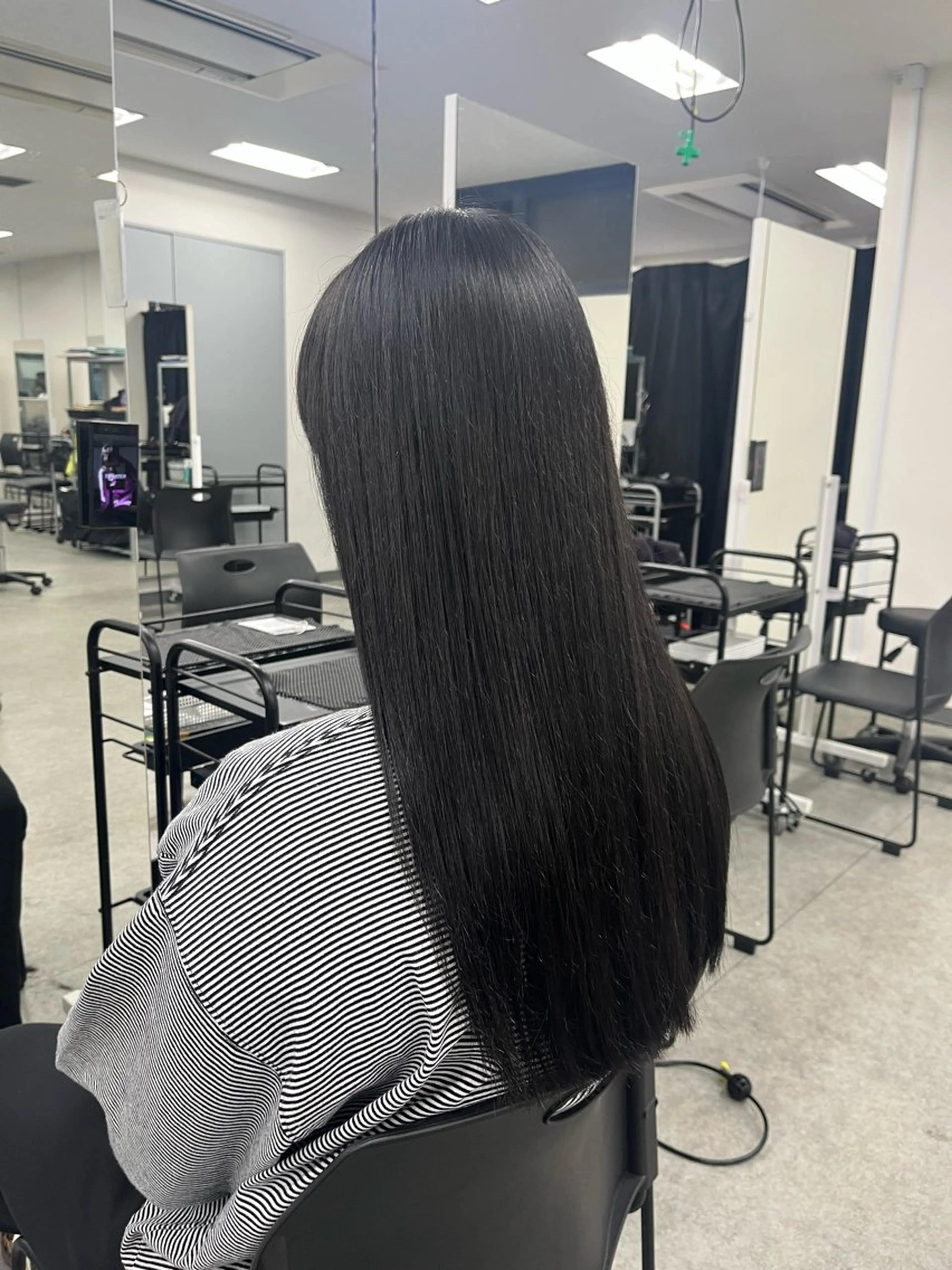 ロング 🤍セット簡単パーマ 🤍TAMAKIのヘアスタイル
