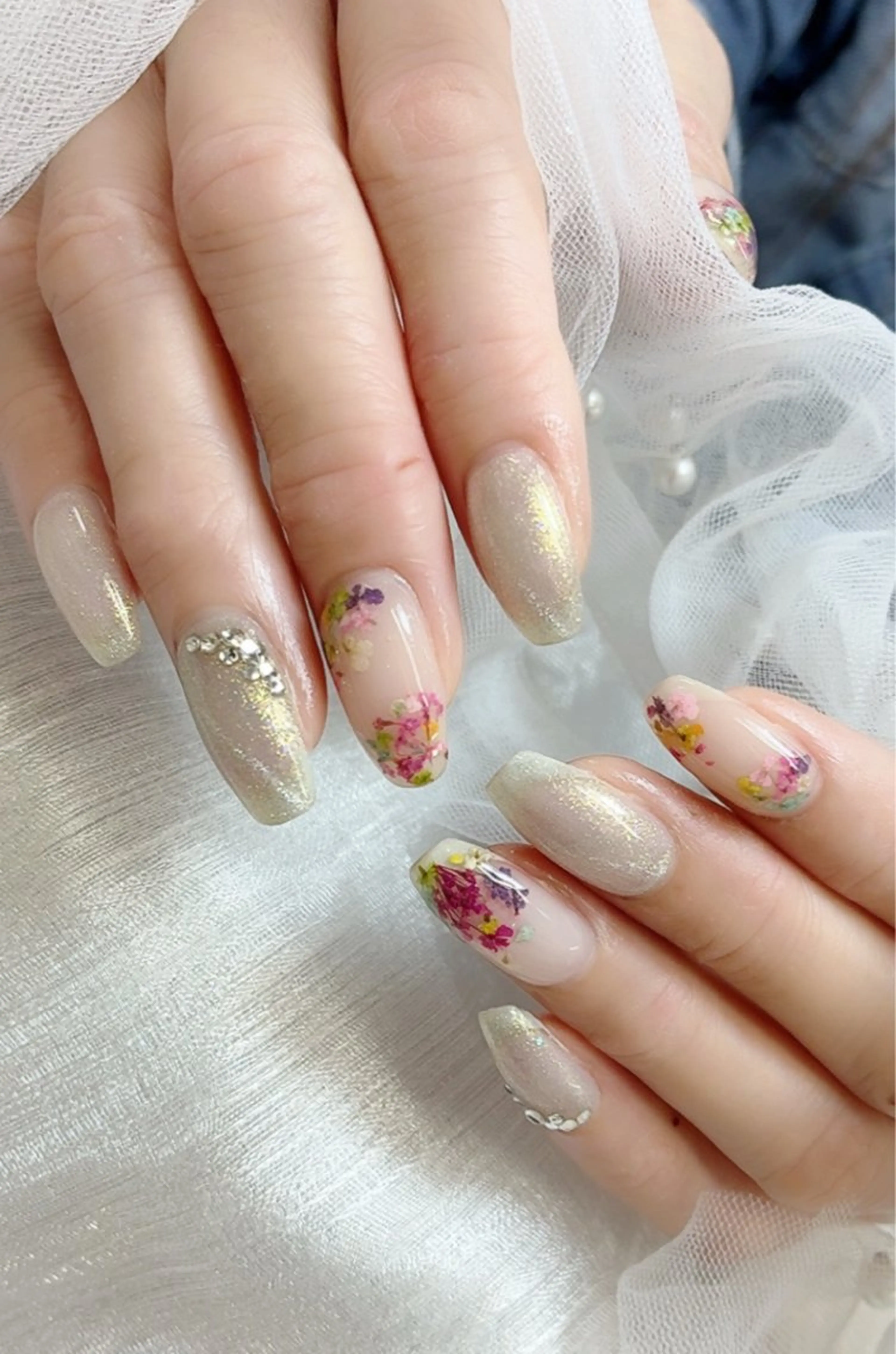 ネイル ハンドネイル 佐藤 依娜のネイルデザイン