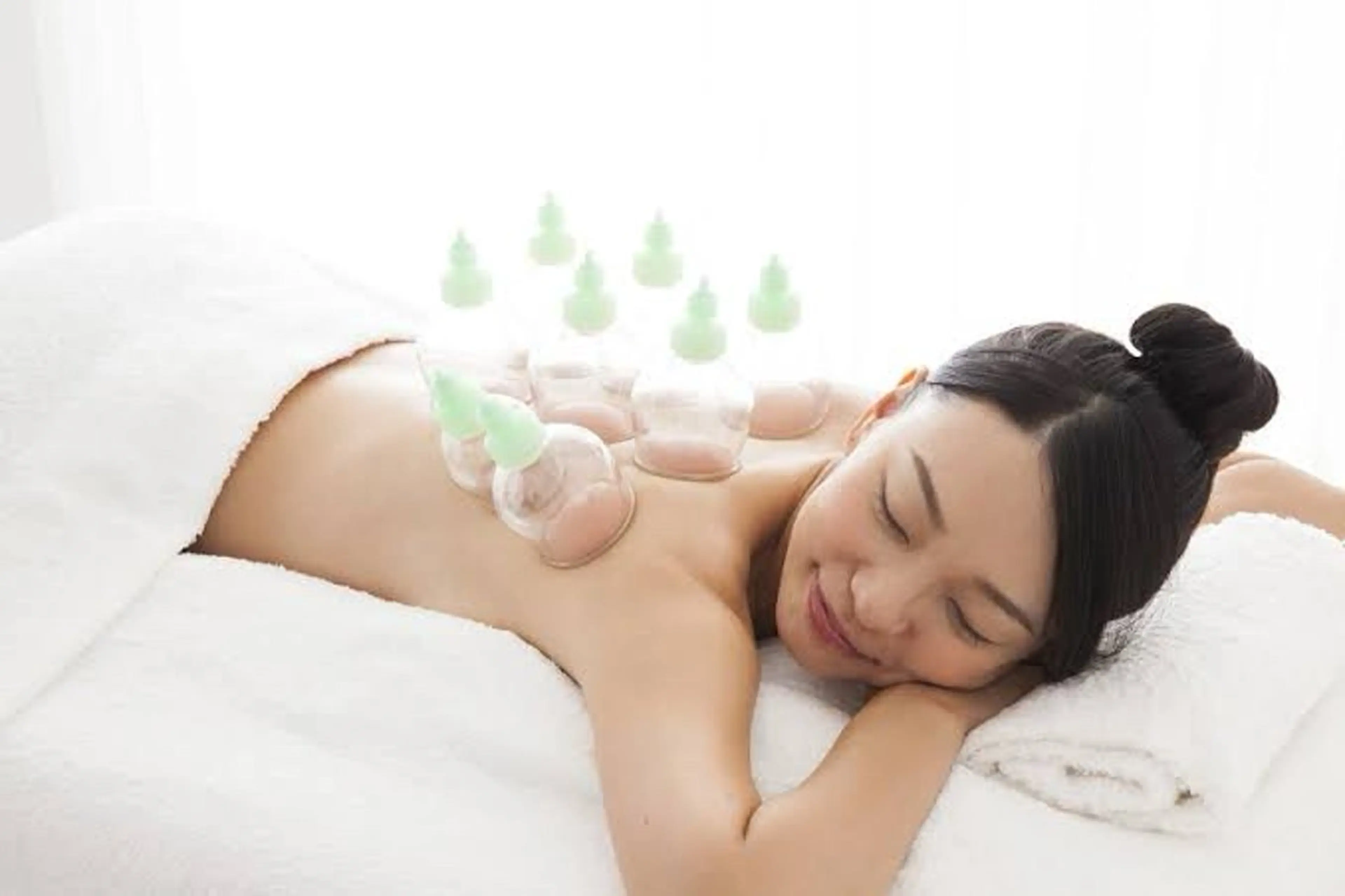 ショート 痩身 アロマ 小顔 本郷三丁目駅前店のエステ・リラクイメージ