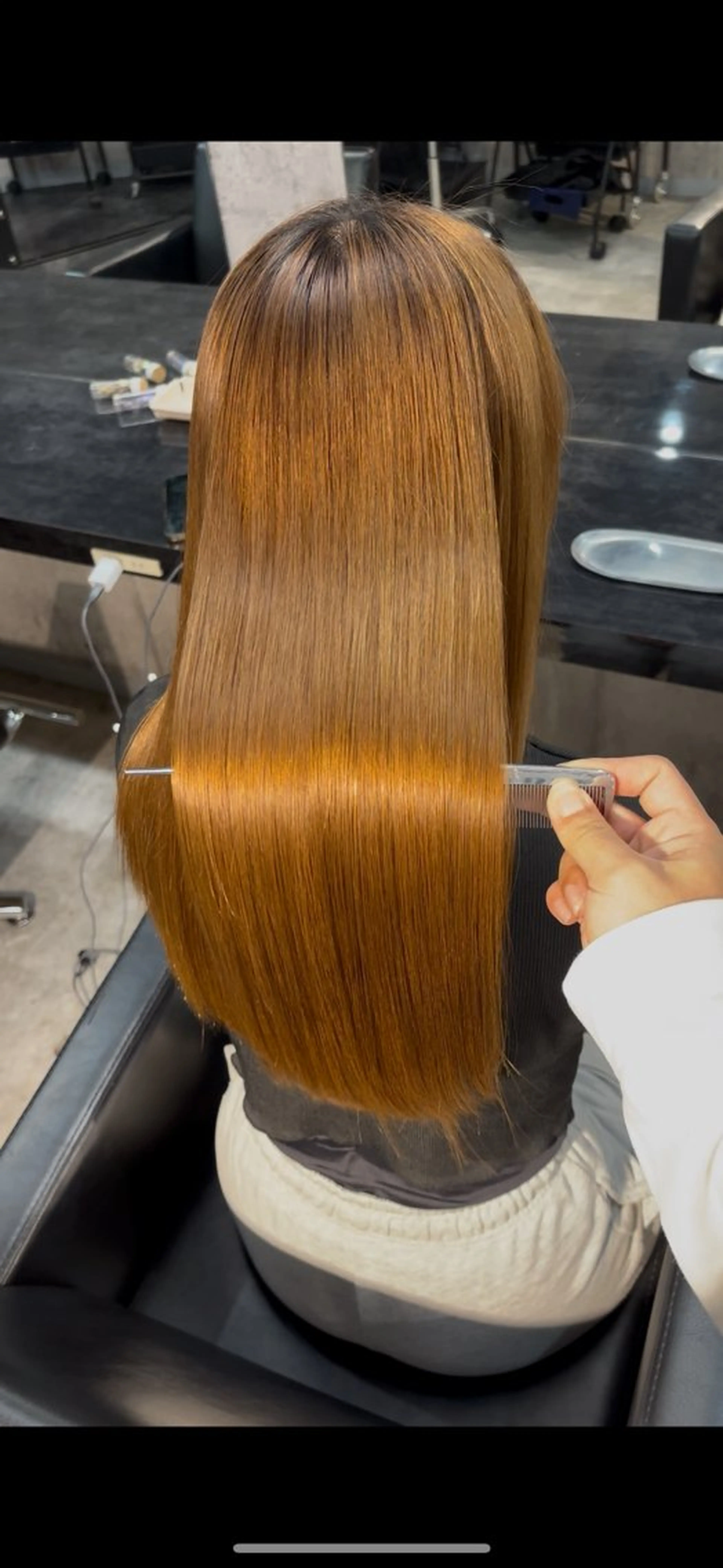 【👑人気No.1👑】（24歳以下の方限定‼️）癖毛とはおさらば！✨️うる艶縮毛矯正✨️➕4STEPトリートメント🍀の写真