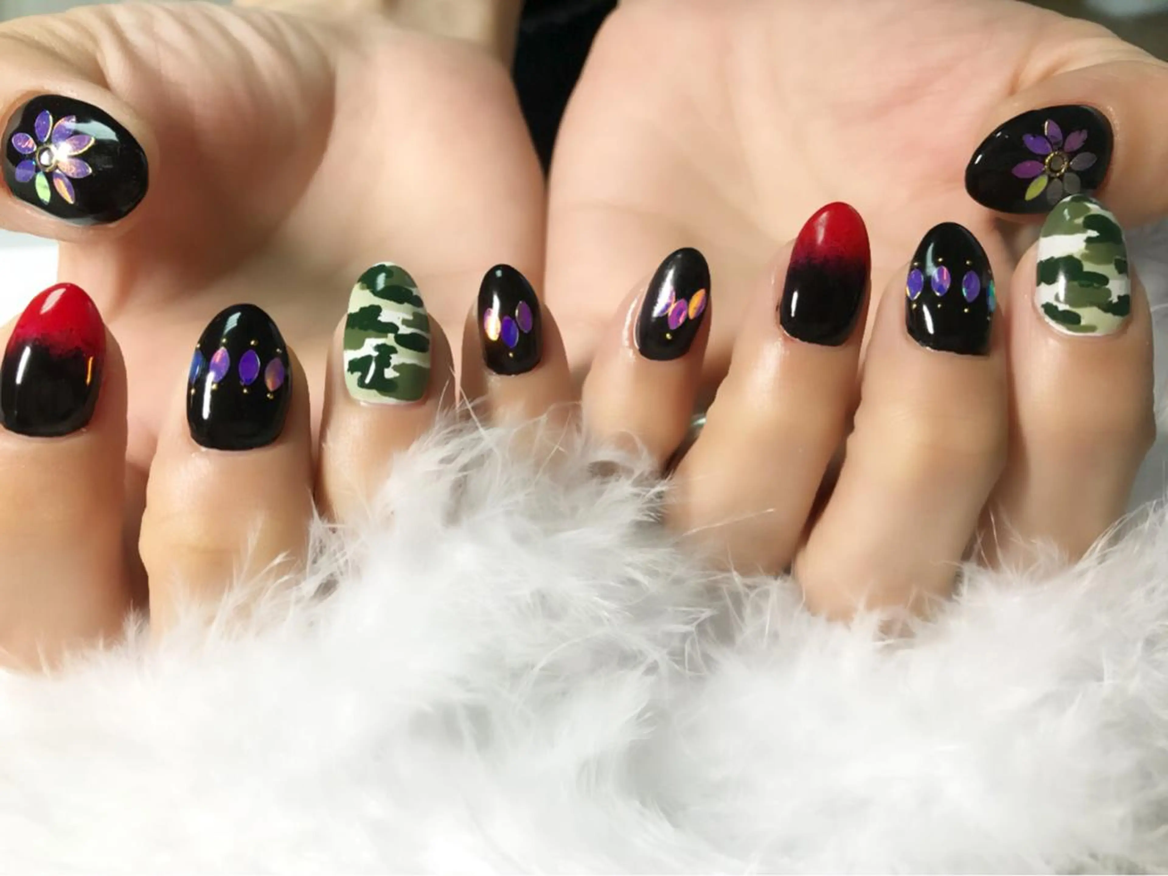 ネイル 持ち込み 冬ネイル クリスマス ハンドネイル CITRAtotal beautyのネイルデザイン