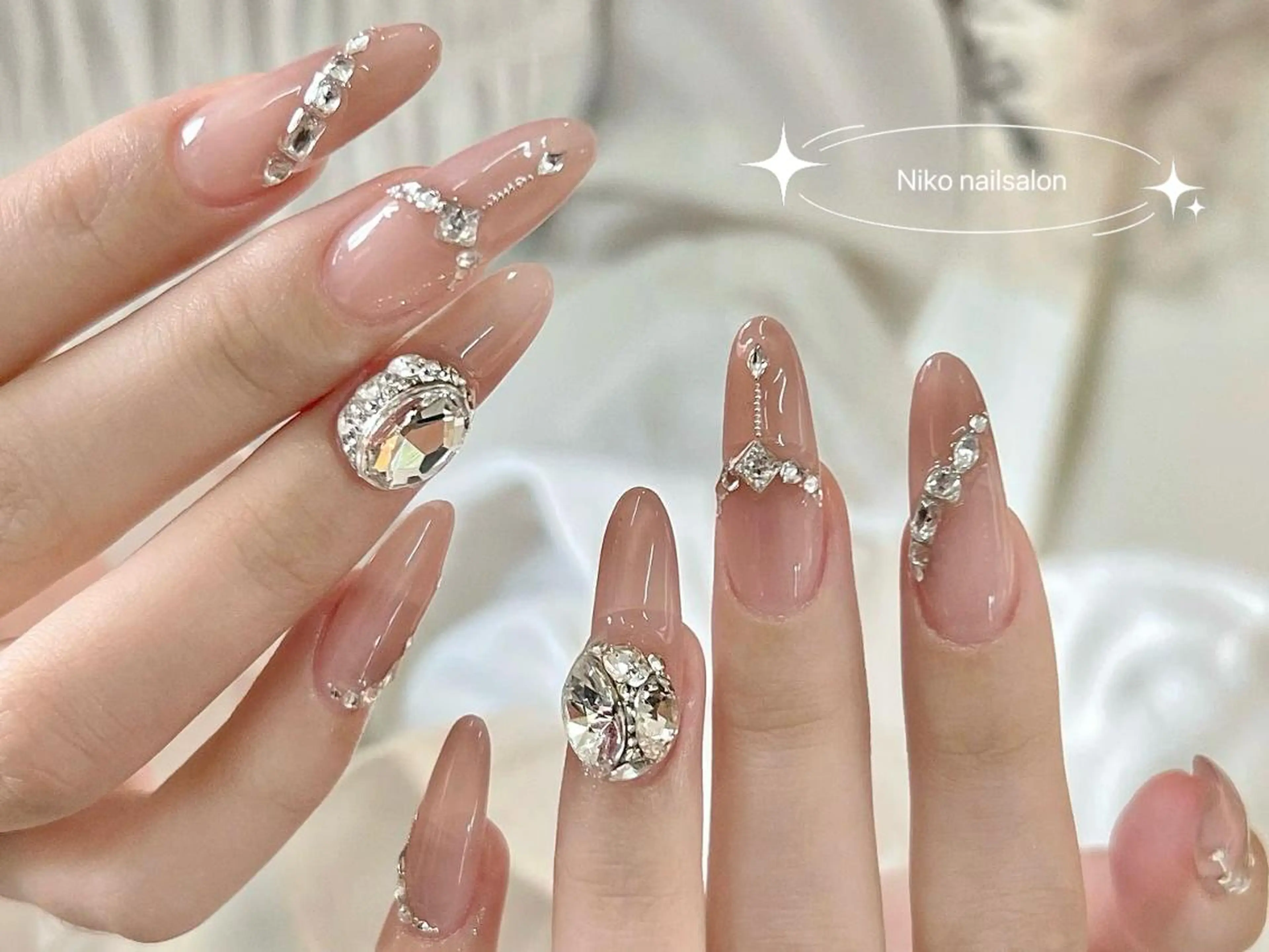 ネイル 長さ出し フットネイル フレンチネイル ジェルネイル ガラスフレンチ Nikoネイルサロン 本八幡店のネイルデザイン