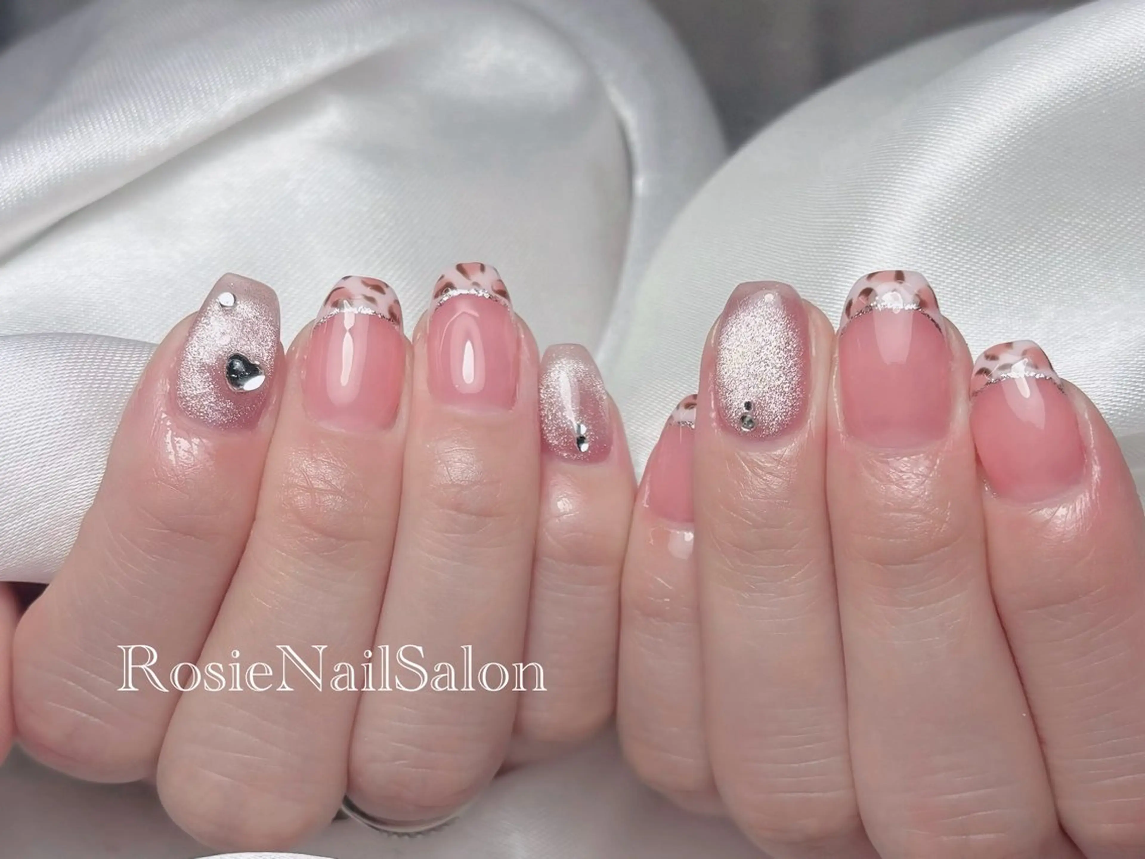 ネイル Rosie Nail サロン南越谷のネイルデザイン