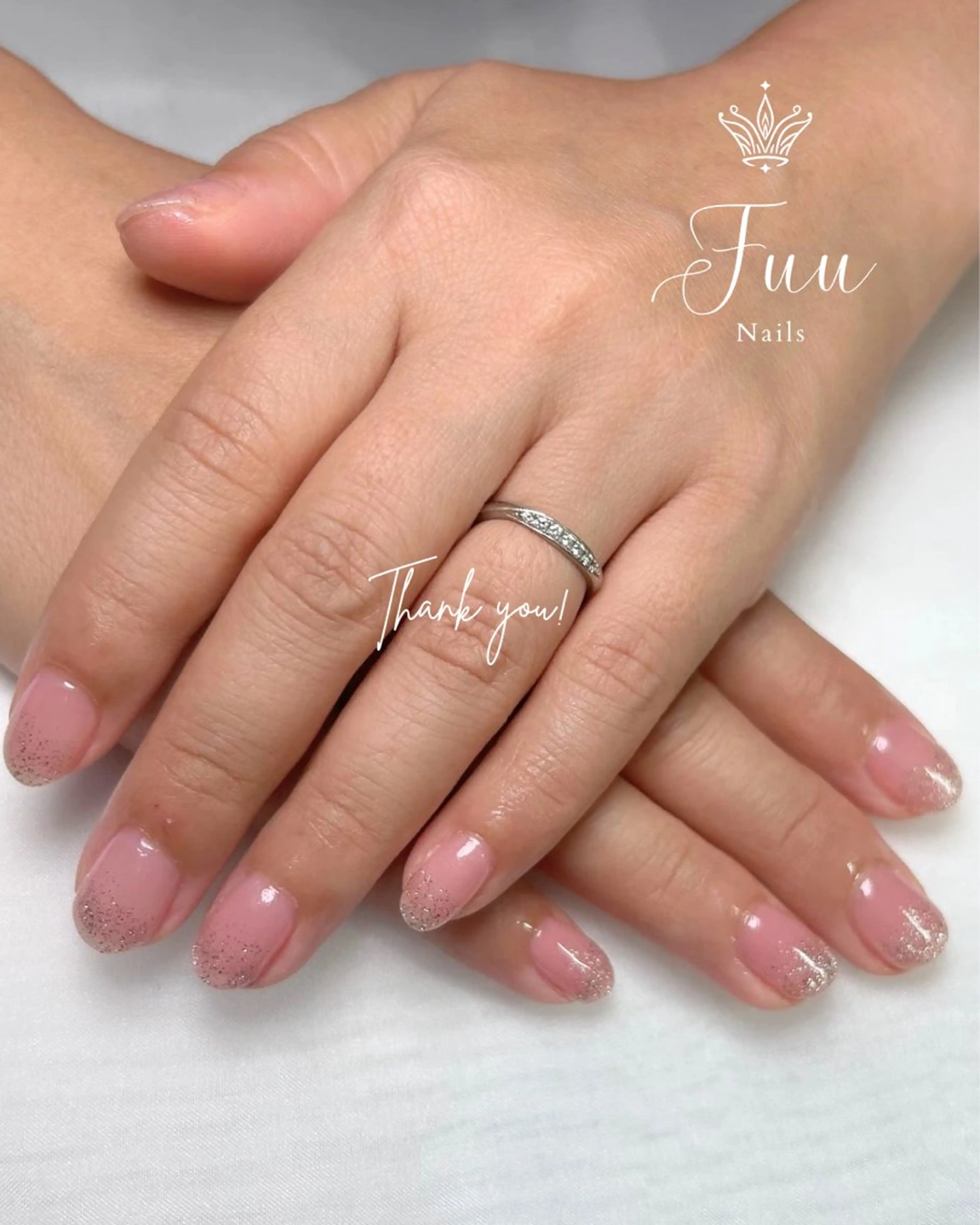 ネイル グラデーション キラキラネイル ラメ(グリッター) ラメグラデーション マグネットネイル 犬のいるネイルサロン Fuu nailsのネイルデザイン