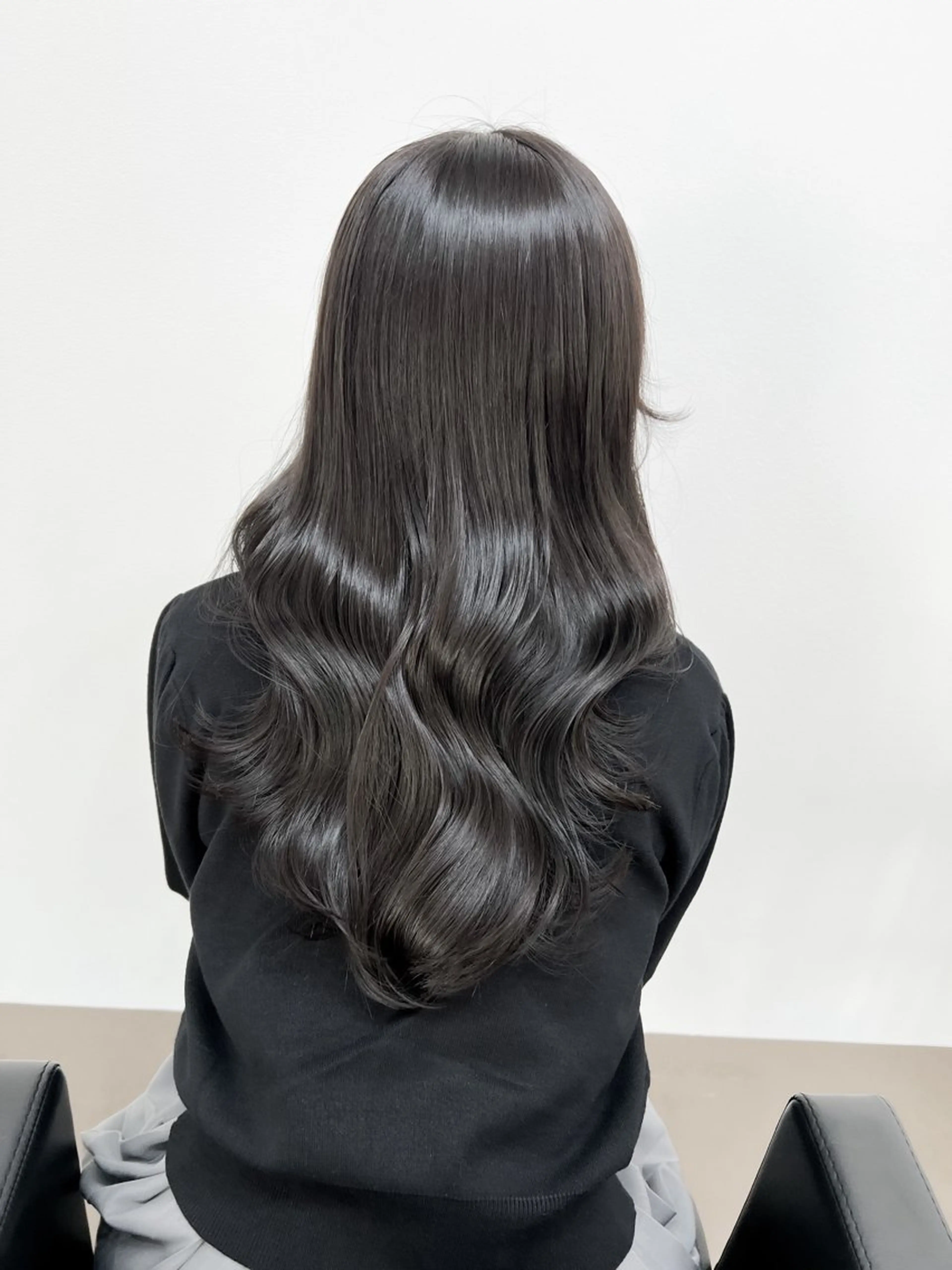 ロング カラー 透明感カラー グレージュ 神戸ボブ✂️ ioe三宮/田 伸佳のヘアスタイル