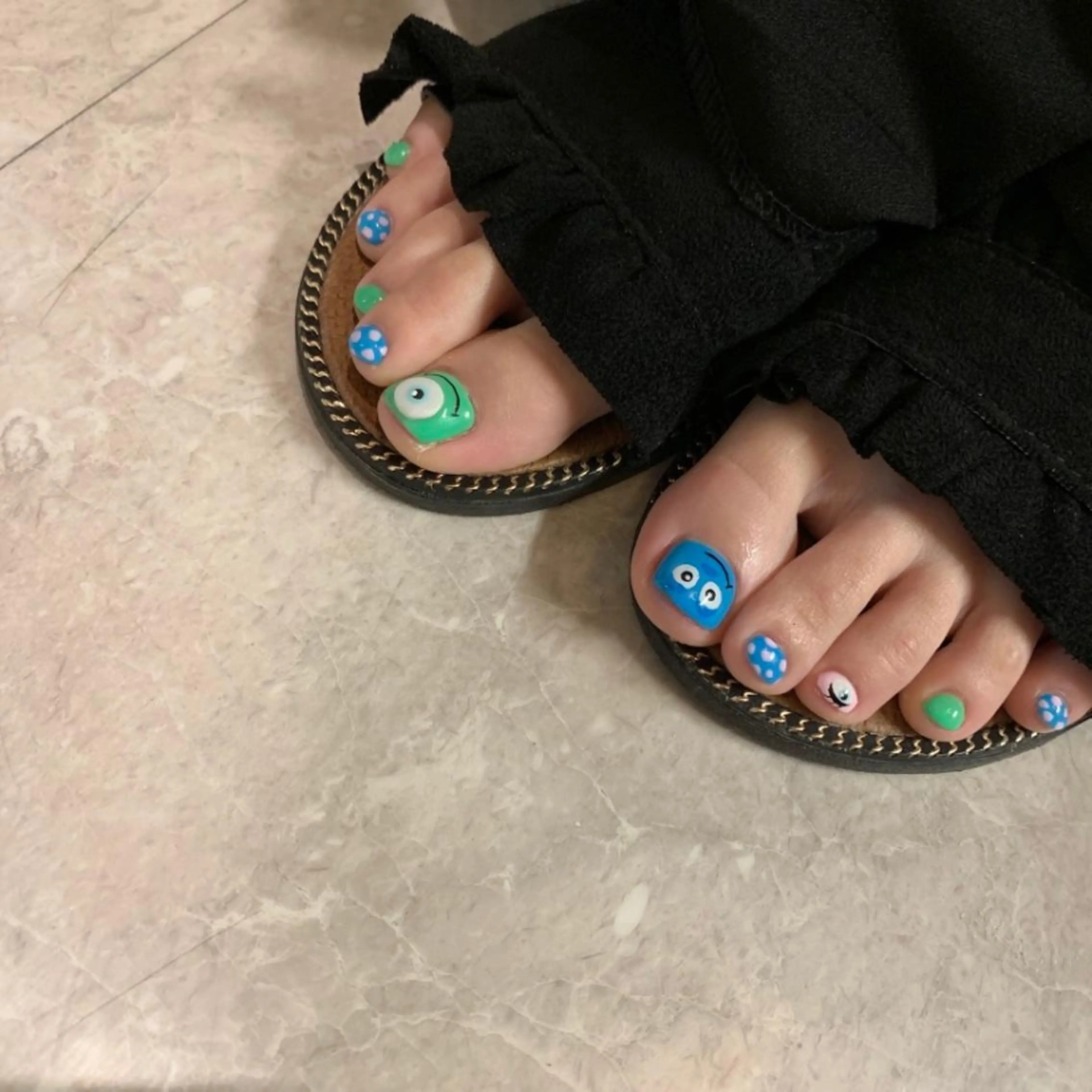 ネイル AERA nail shino🐱⸝꙳のネイルデザイン