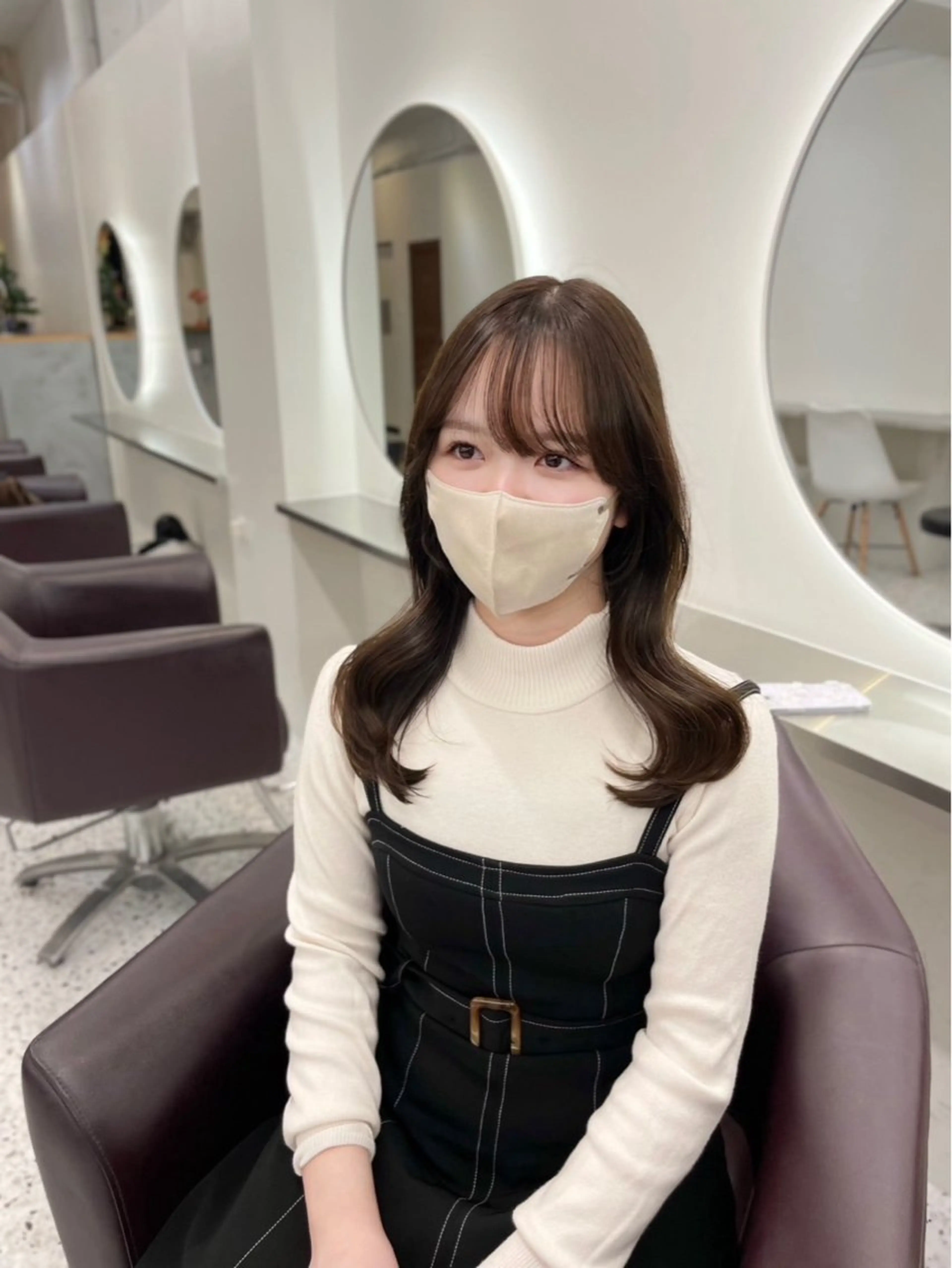 セミロング カラー 艶髪ハイトーン 💎yuuki💎のヘアスタイル