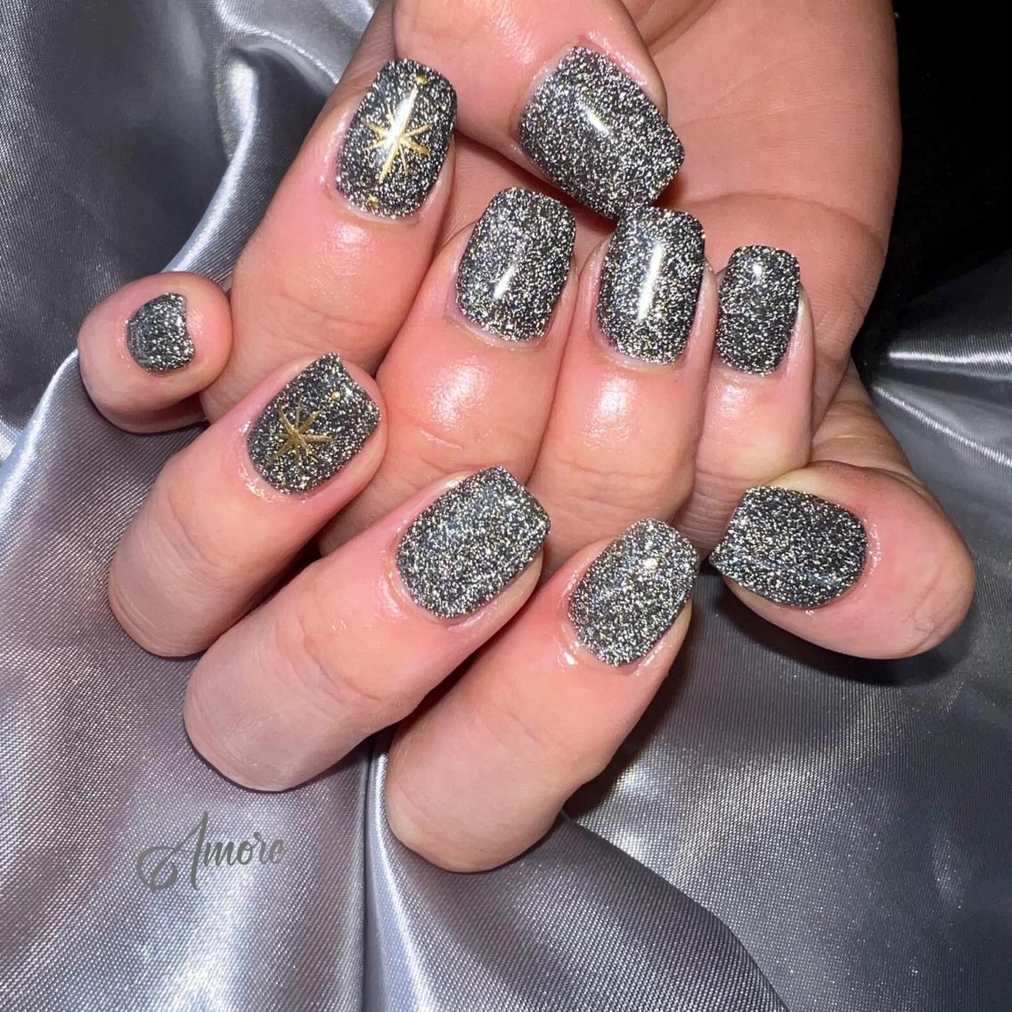 ネイル ジェルネイル ミラーネイル オフィスネイル パラジェル You kyehwaのネイルデザイン