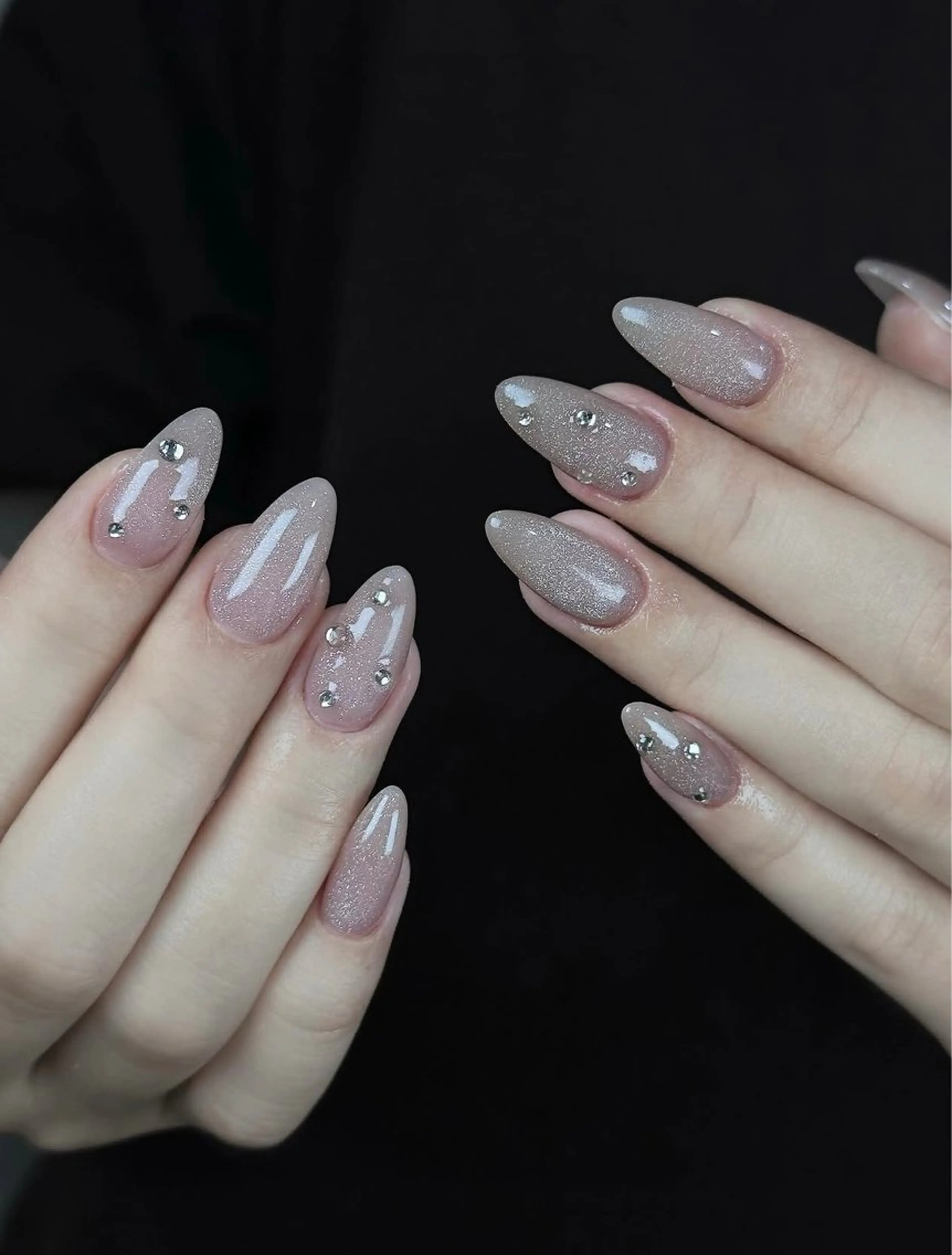ミディアム 韓国風ヘア ハンドネイル Aila Nail所属・Aila Nail HanChanのネイルデザイン