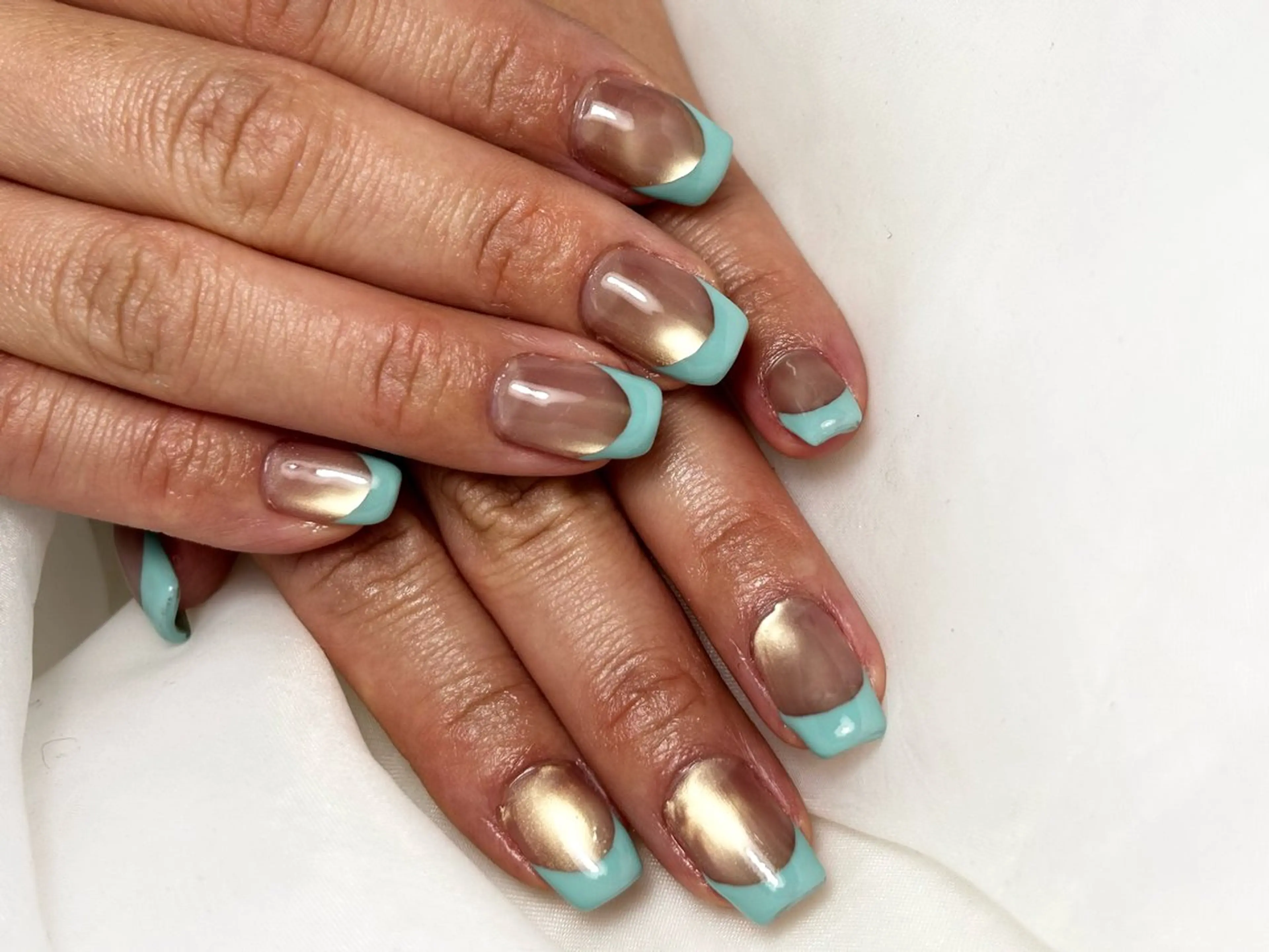 ネイル フレンチネイル マグネットネイル MIKA ♡の眉毛・アイブロウイメージ