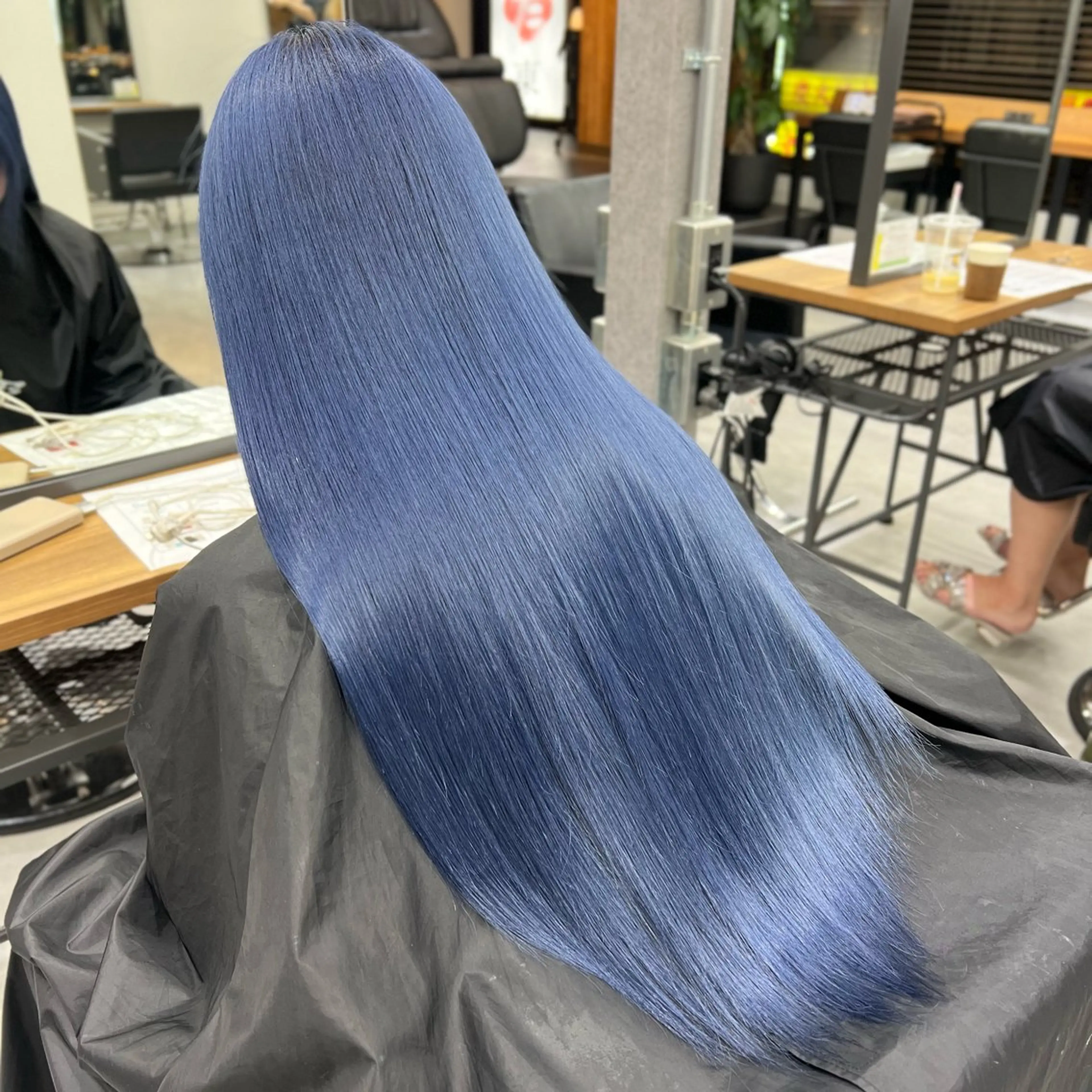 ロング カラー ショート/ウルフ カットモデル募集のヘアスタイル