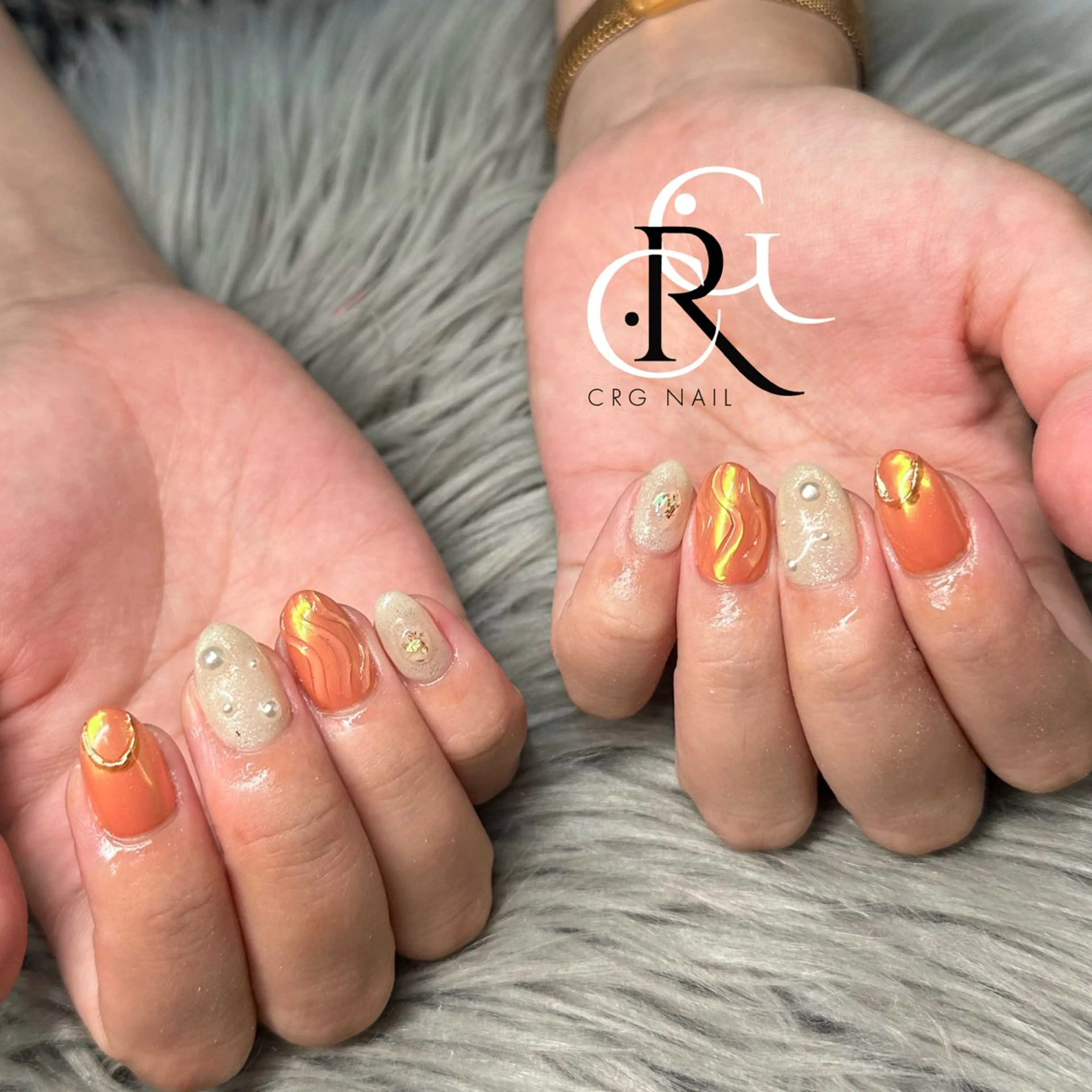 ネイル ミラーネイル ハンドネイル 美フォルム✨ CRG　RURIのネイルデザイン