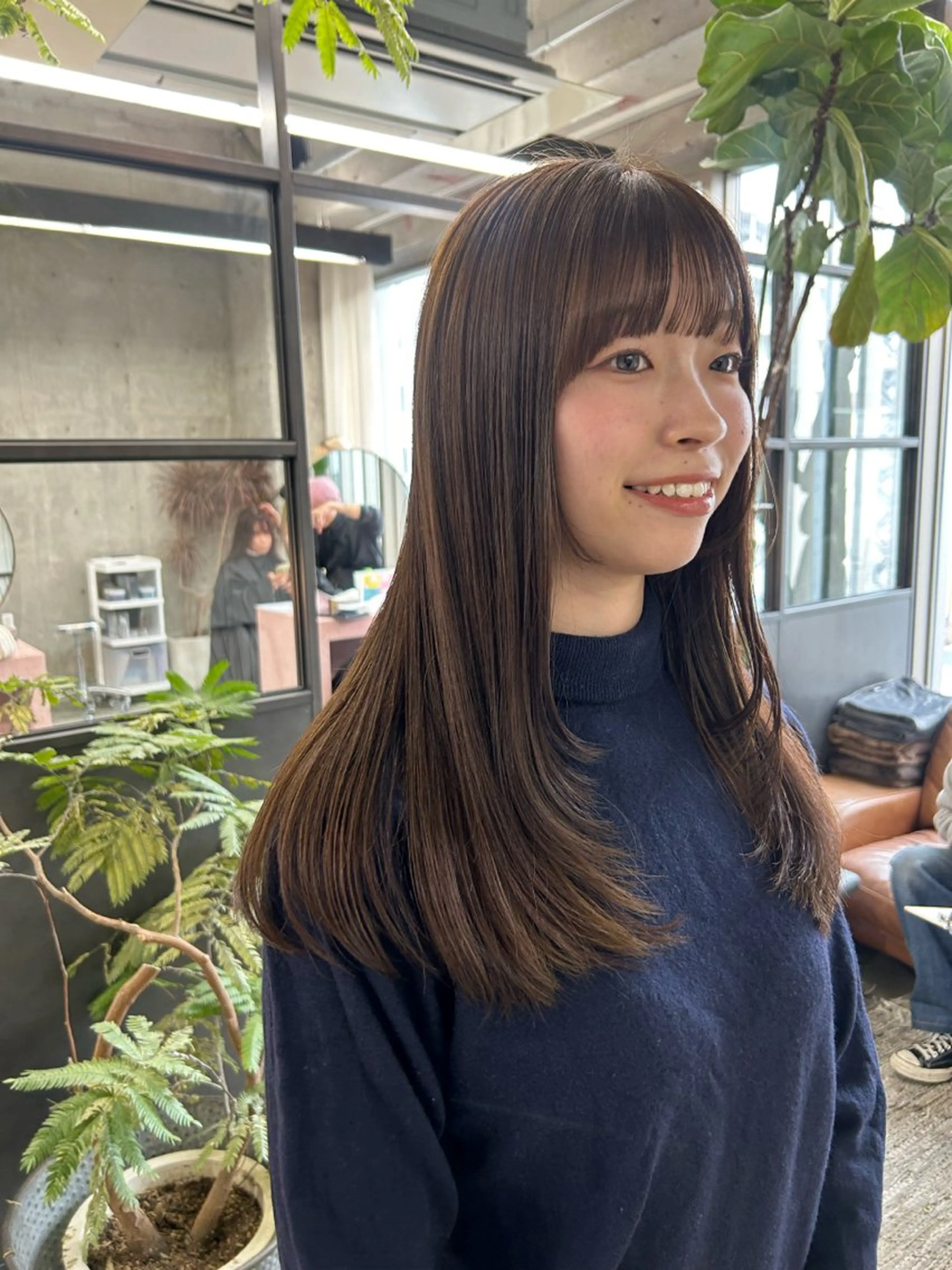 ロング カラー オリーブカラー レイヤーカット maho/垢抜け カラーパーマメイクのヘアスタイル