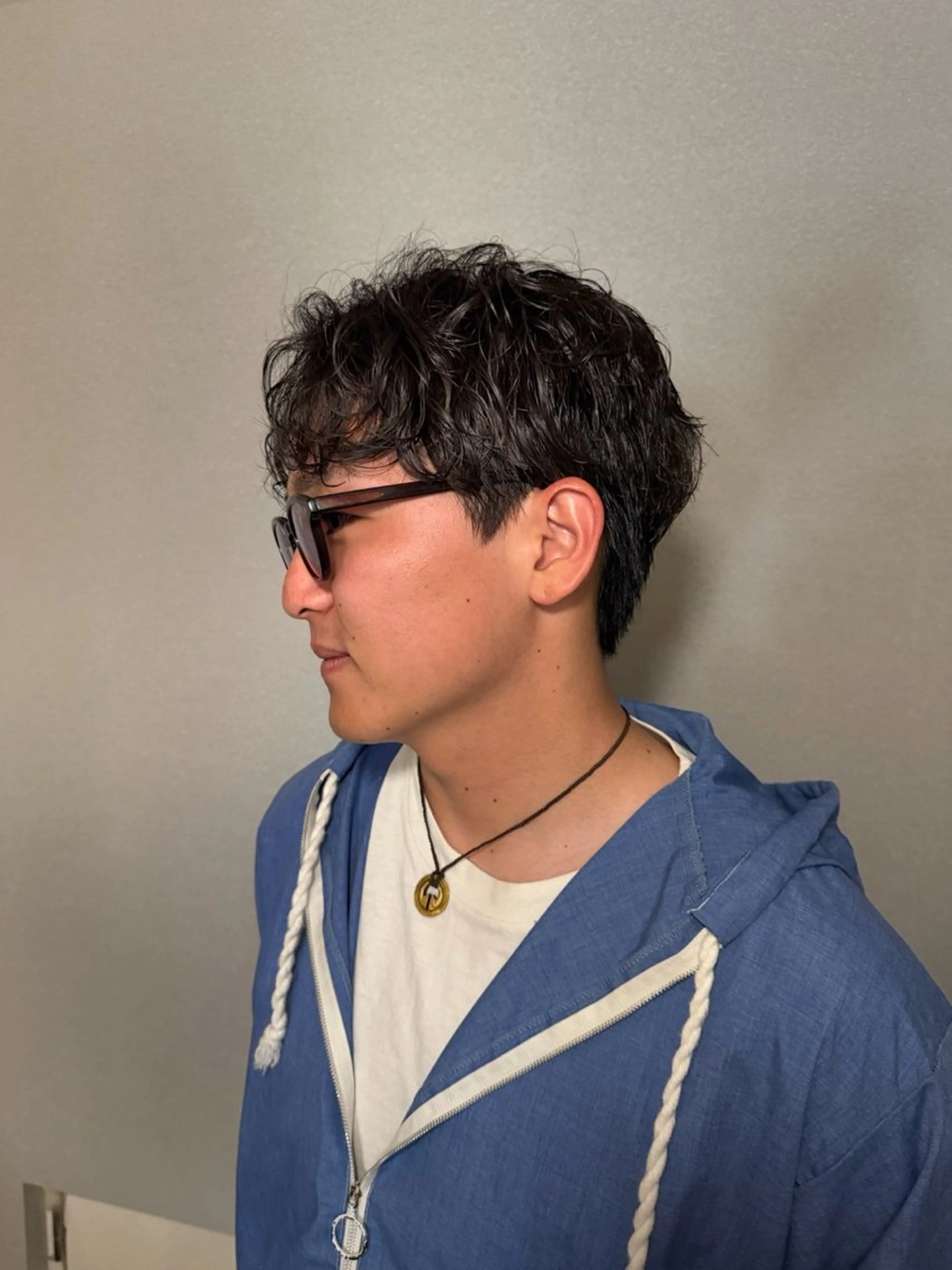 ショート パーマ メンズ カット パーマ センターパート特化 井上健太のヘアスタイル