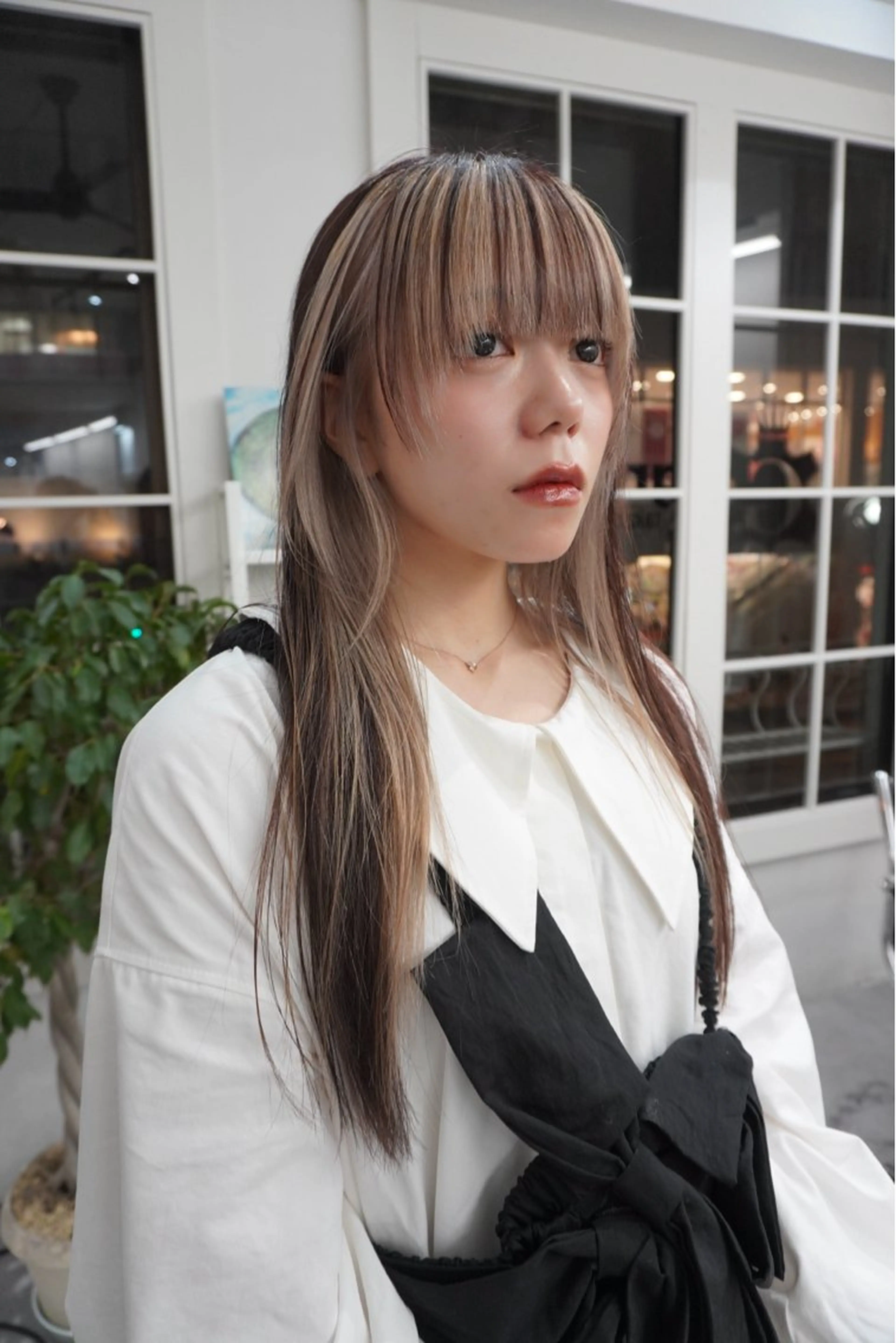 セミロング カラー デザインカラー カット ヘアカラー トリートメント レイヤー／似合わせ TAKUYAのヘアスタイル