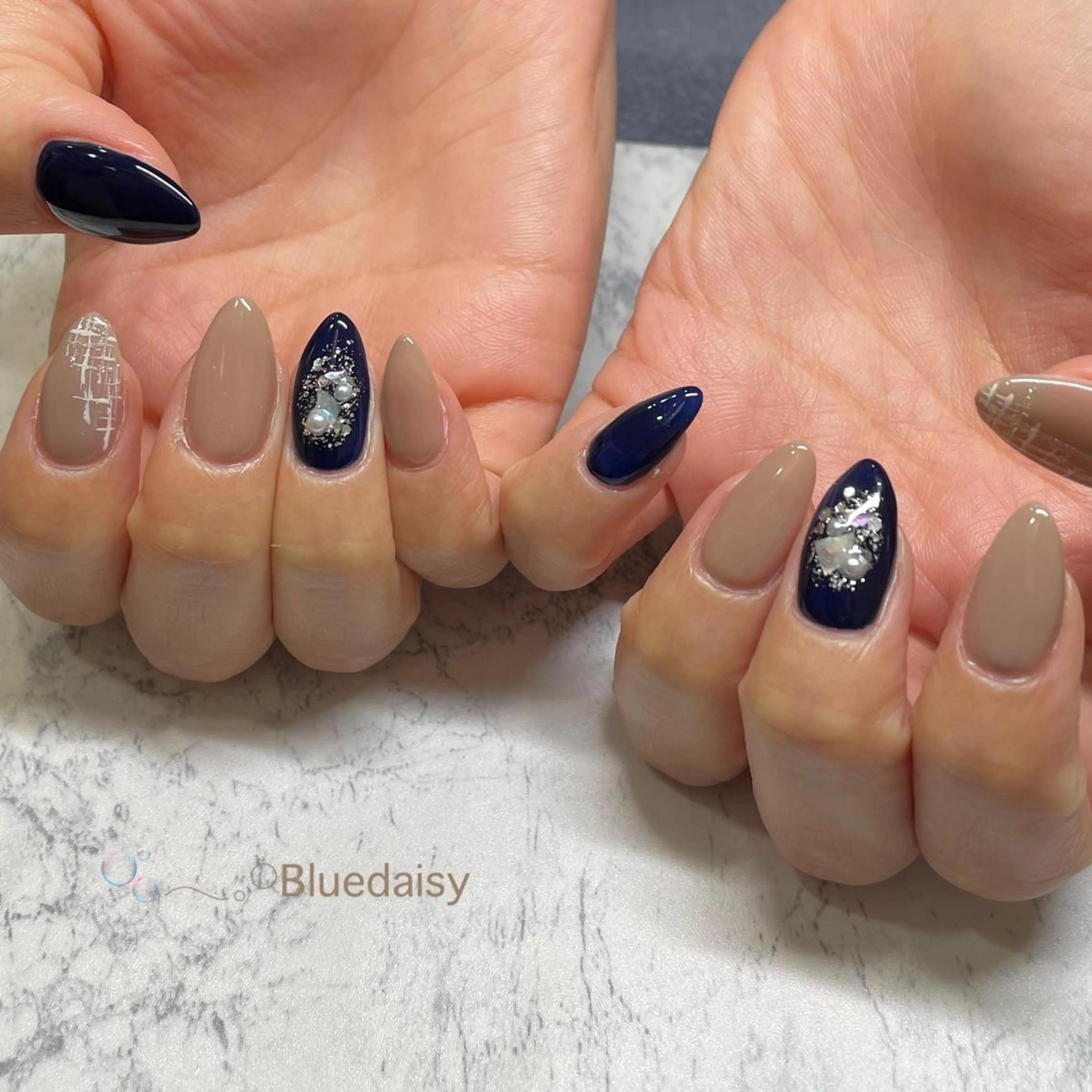 ネイル Blue daisy 栄本店のネイルデザイン