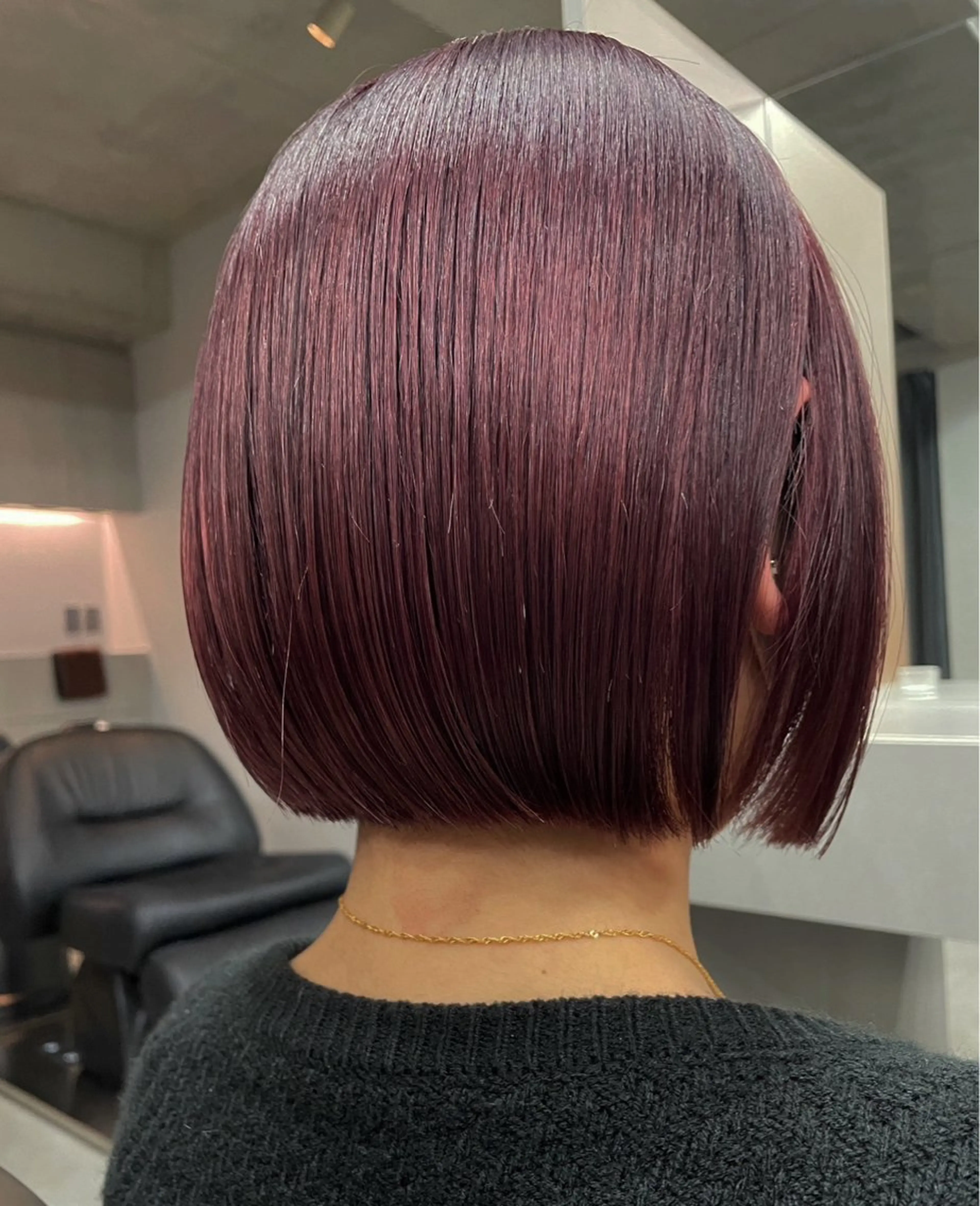 ミディアム カラー ショートボブ/ ウルフ/表参道のヘアスタイル