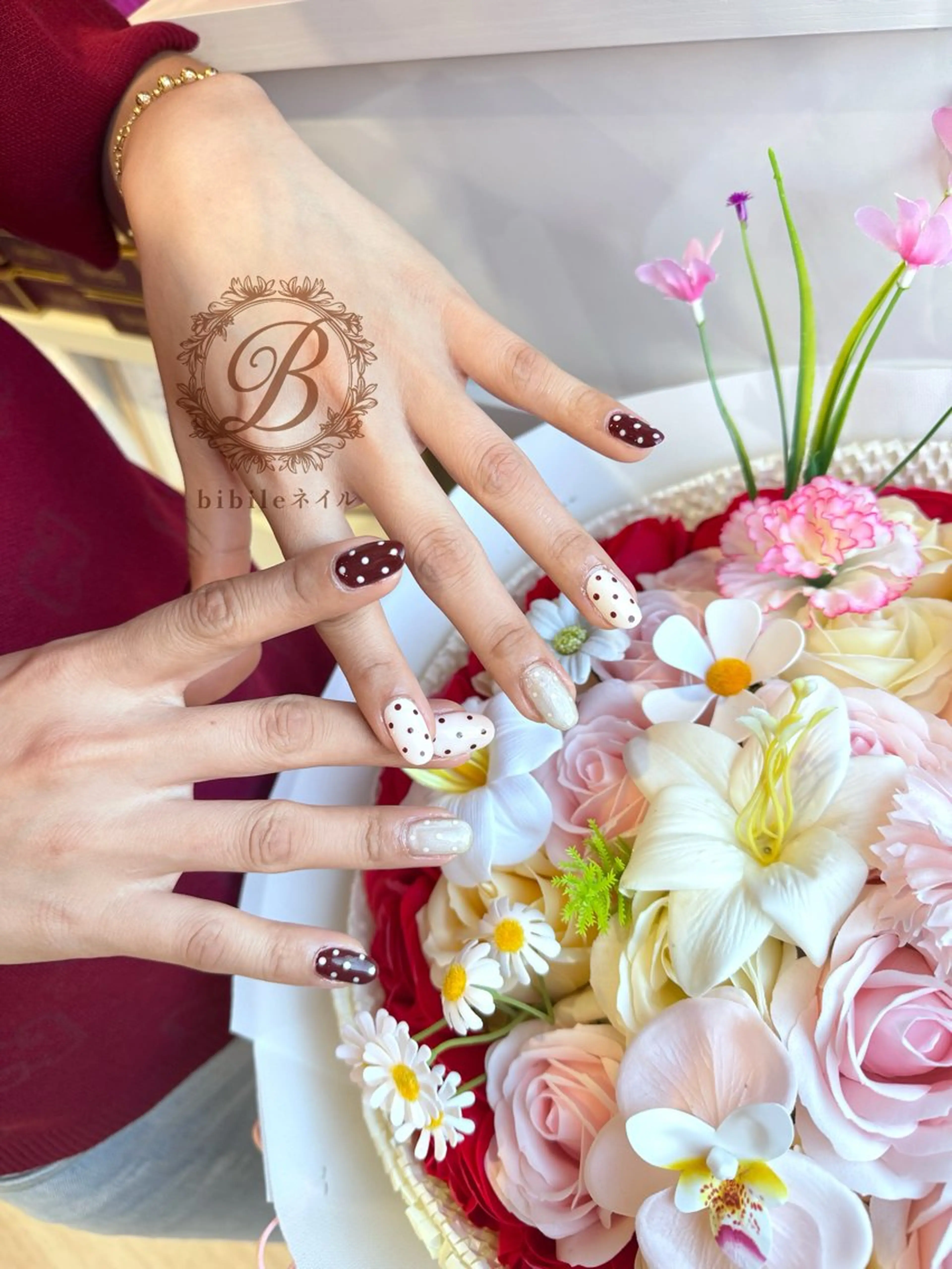 ネイル ハンドネイル 島尻 ユインのネイルデザイン