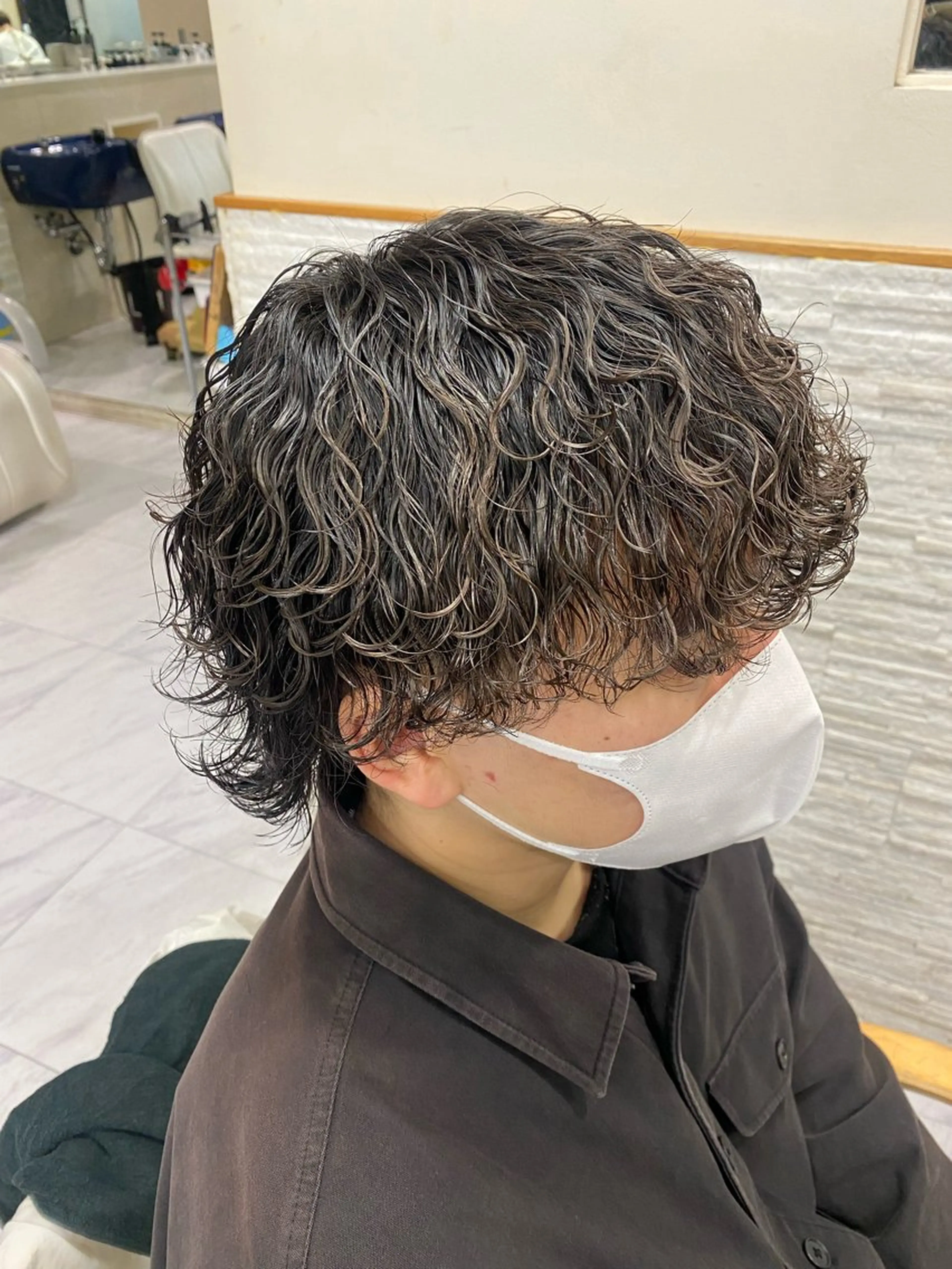 パーマ メンズ メンズパーマ メンズツイストパーマ 波巻きパーマ スパイラルパーマ ツイストパーマ カット パーマ トリートメント 🌴パーマオタク🌴 長谷川　諒佑🌈のヘアスタイル