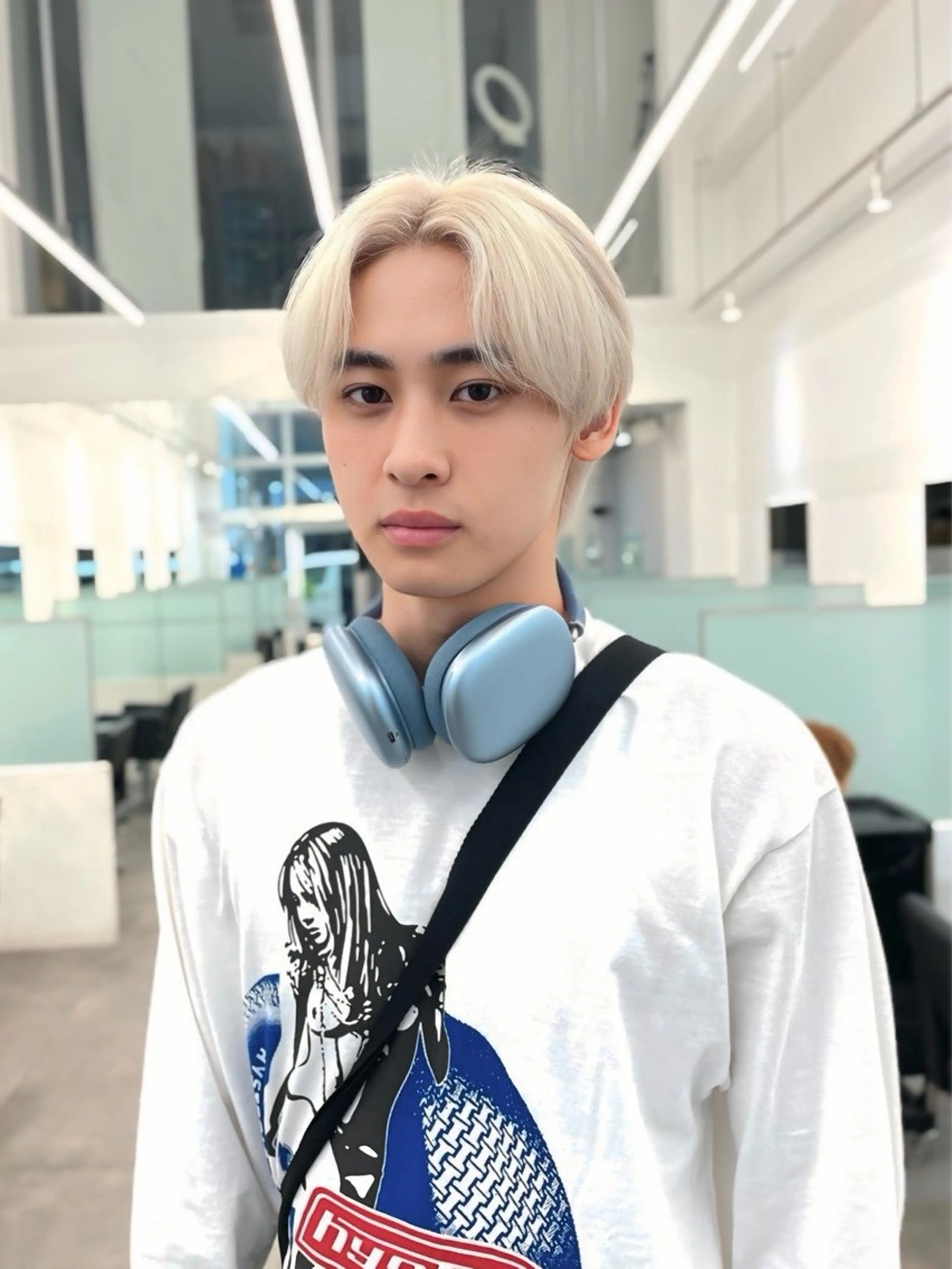 カラー ヘアカラー ハイトーンカラー/ ケアブリーチのヘアスタイル