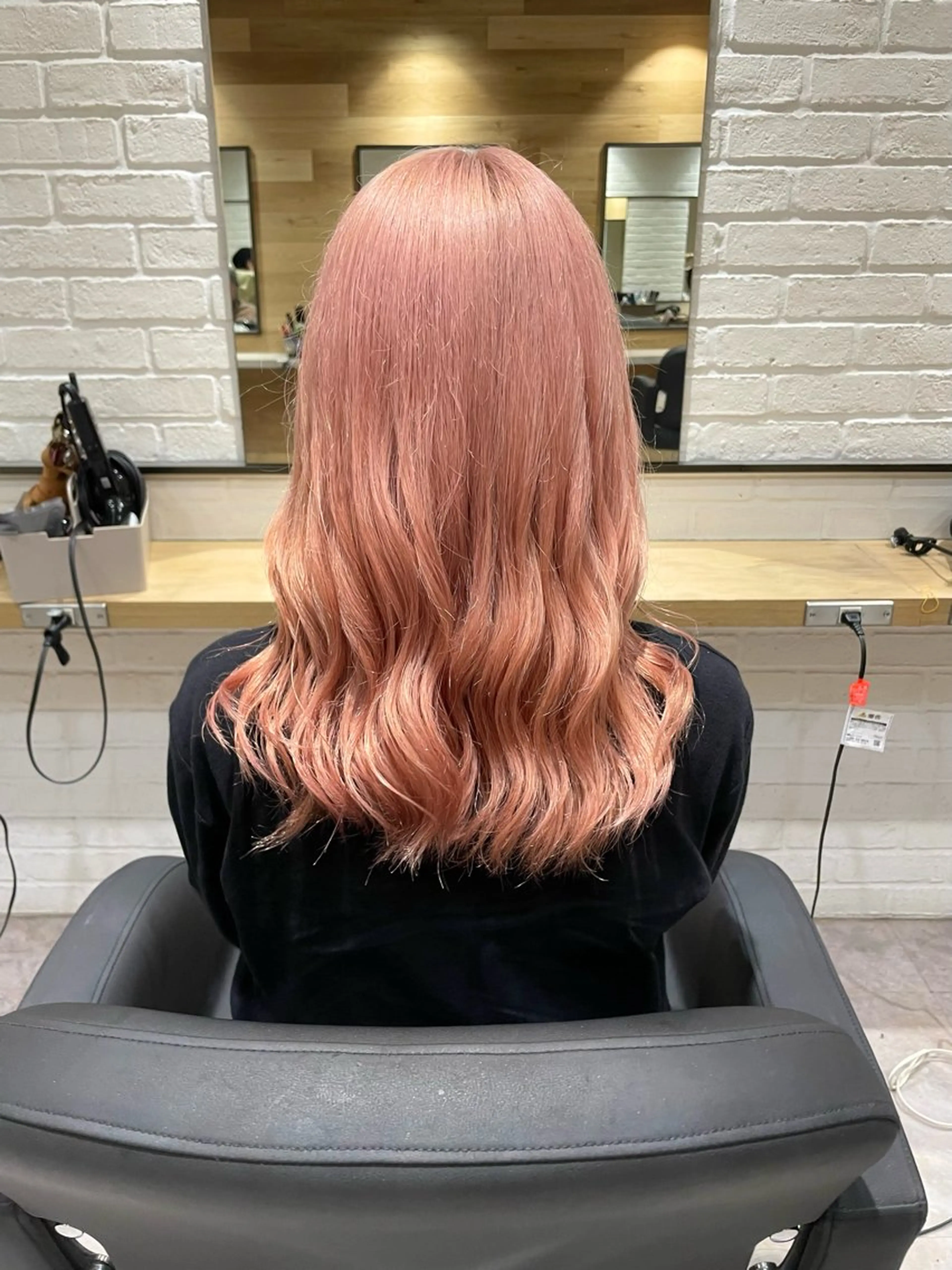 🔥U24学割🔥　ダブルカラー【全頭ブリーチ＋カラー】➕スチームトリートメント　¥11000の写真