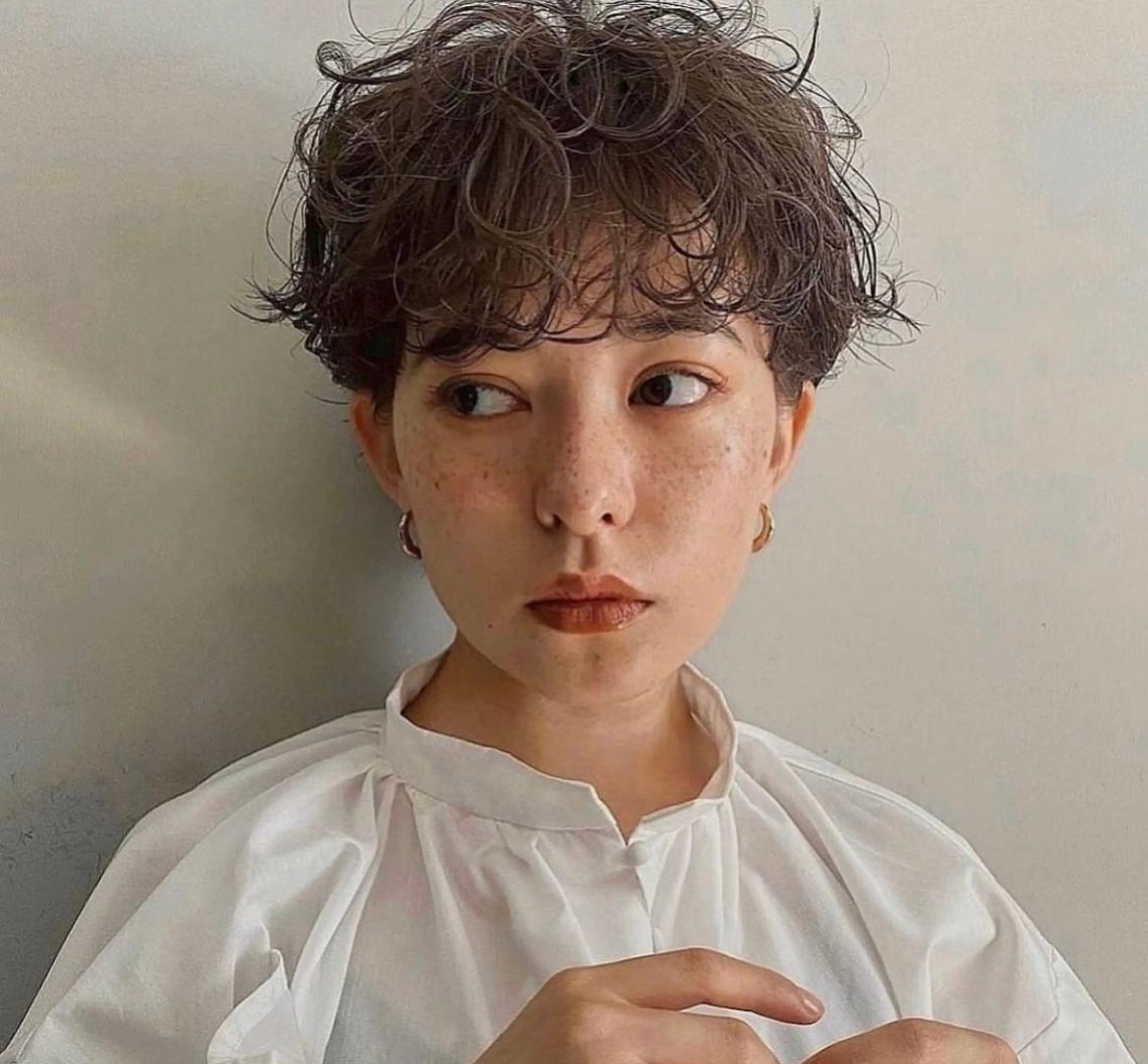 パーマ 表参道ミディアム レイヤー山岸季生のヘアスタイル