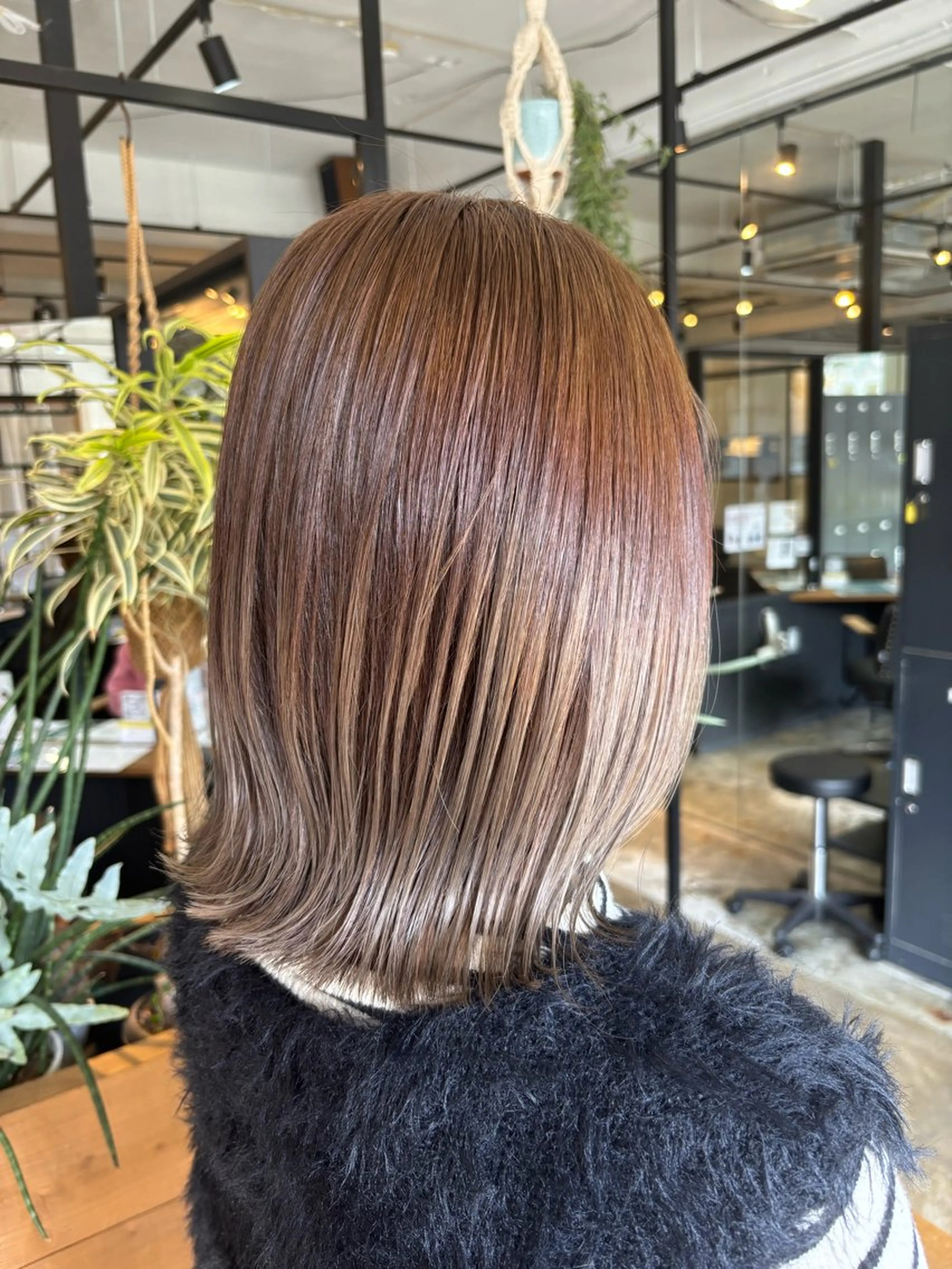 ミディアム 伸ばしかけ トリートメント 🌿FERIA桃山台 AYA🌿のヘアスタイル