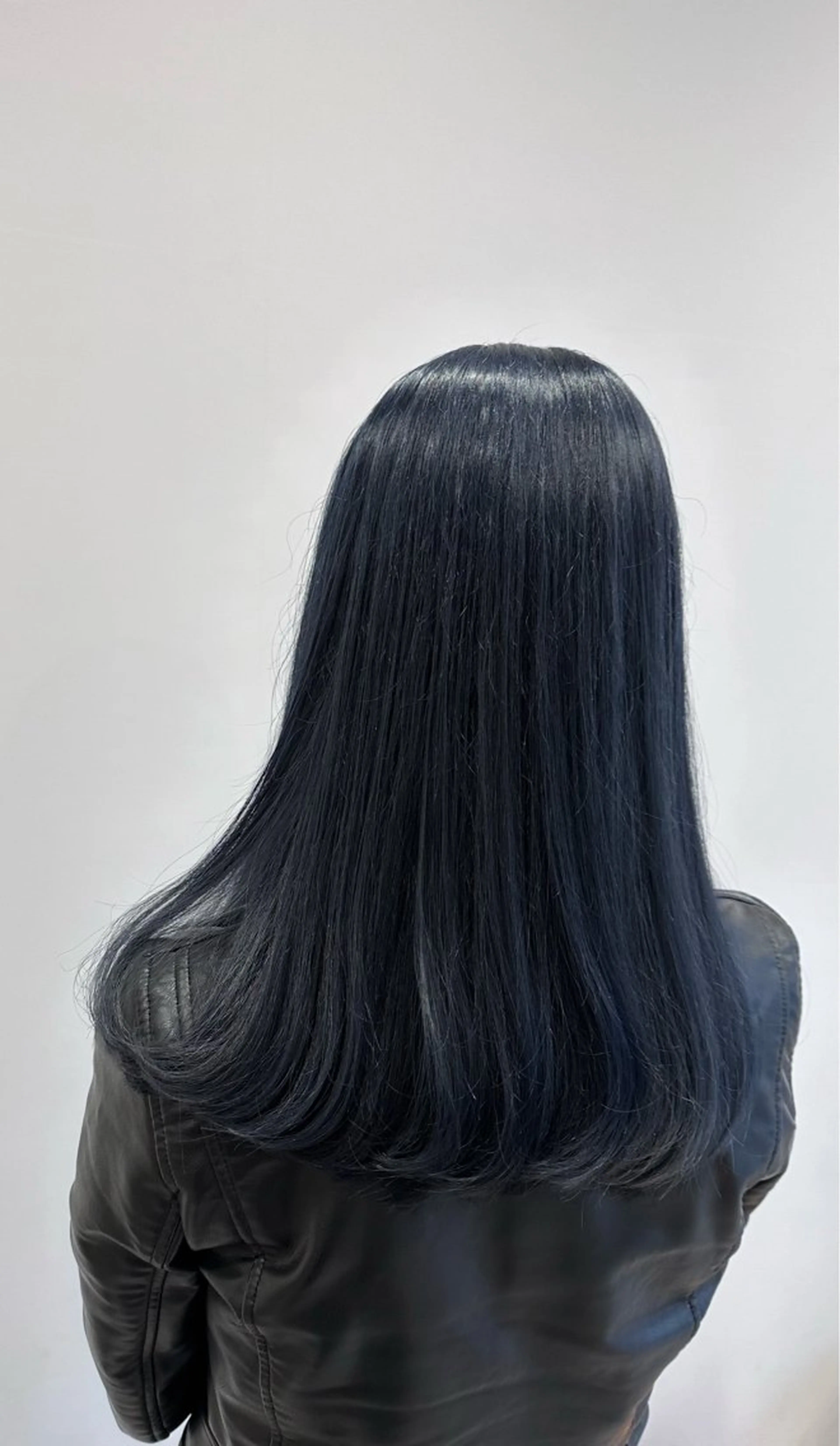 ロング 村上 美波のヘアスタイル