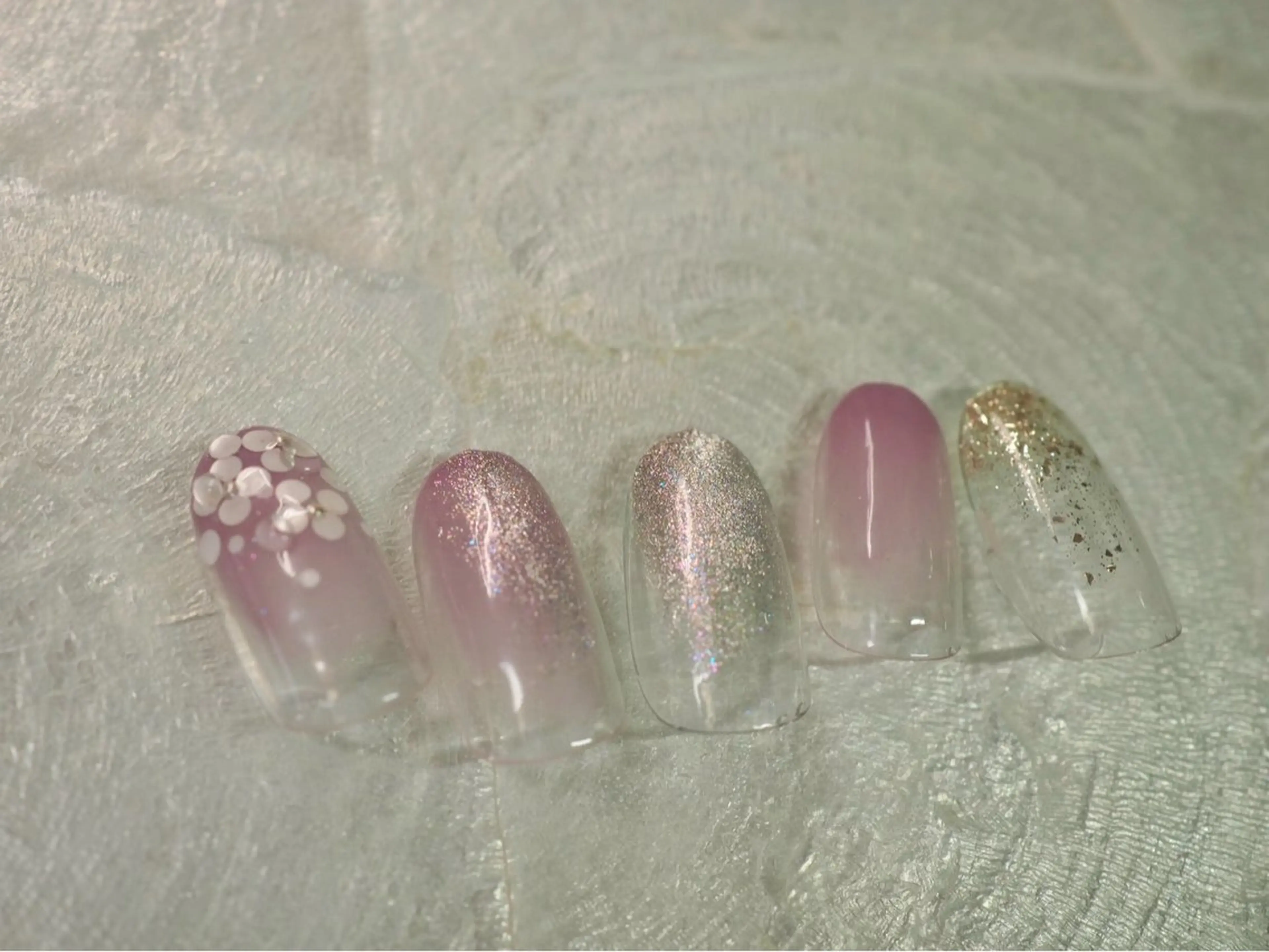 ネイル オーロラネイル 桜ネイル フラワーネイル フットネイル フレンチネイル ハンドネイル kiki nail たまプラーザのネイルデザイン