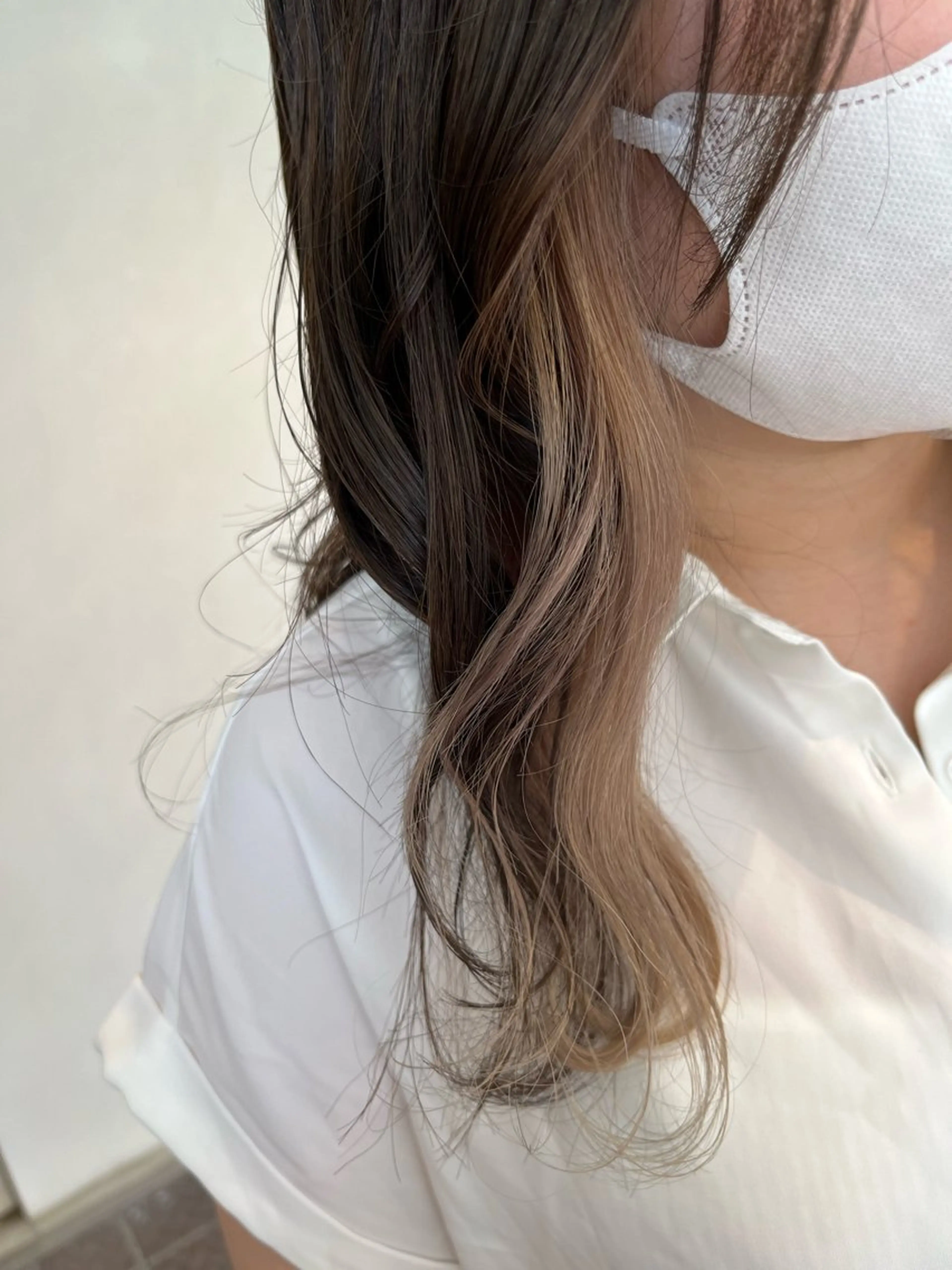 セミロング カラー ブリーチ ヘアカラー トリートメント 艶髪ブリーチ/レイヤ ー/竹本幸希のヘアスタイル