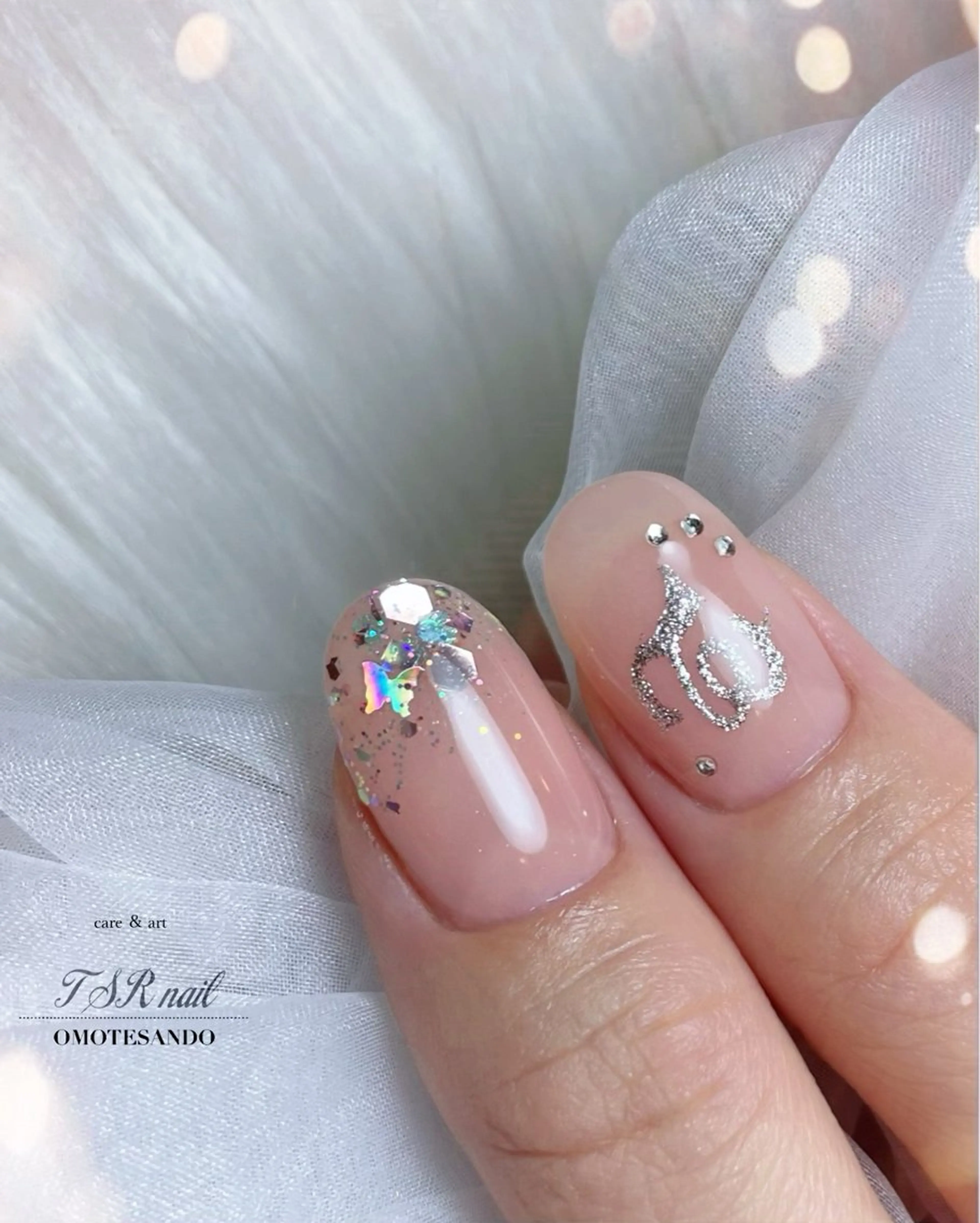 ネイル ジェルネイル ラメ(グリッター) リボン ハンドネイル ハンドケア 爪咲 りり花のネイルデザイン