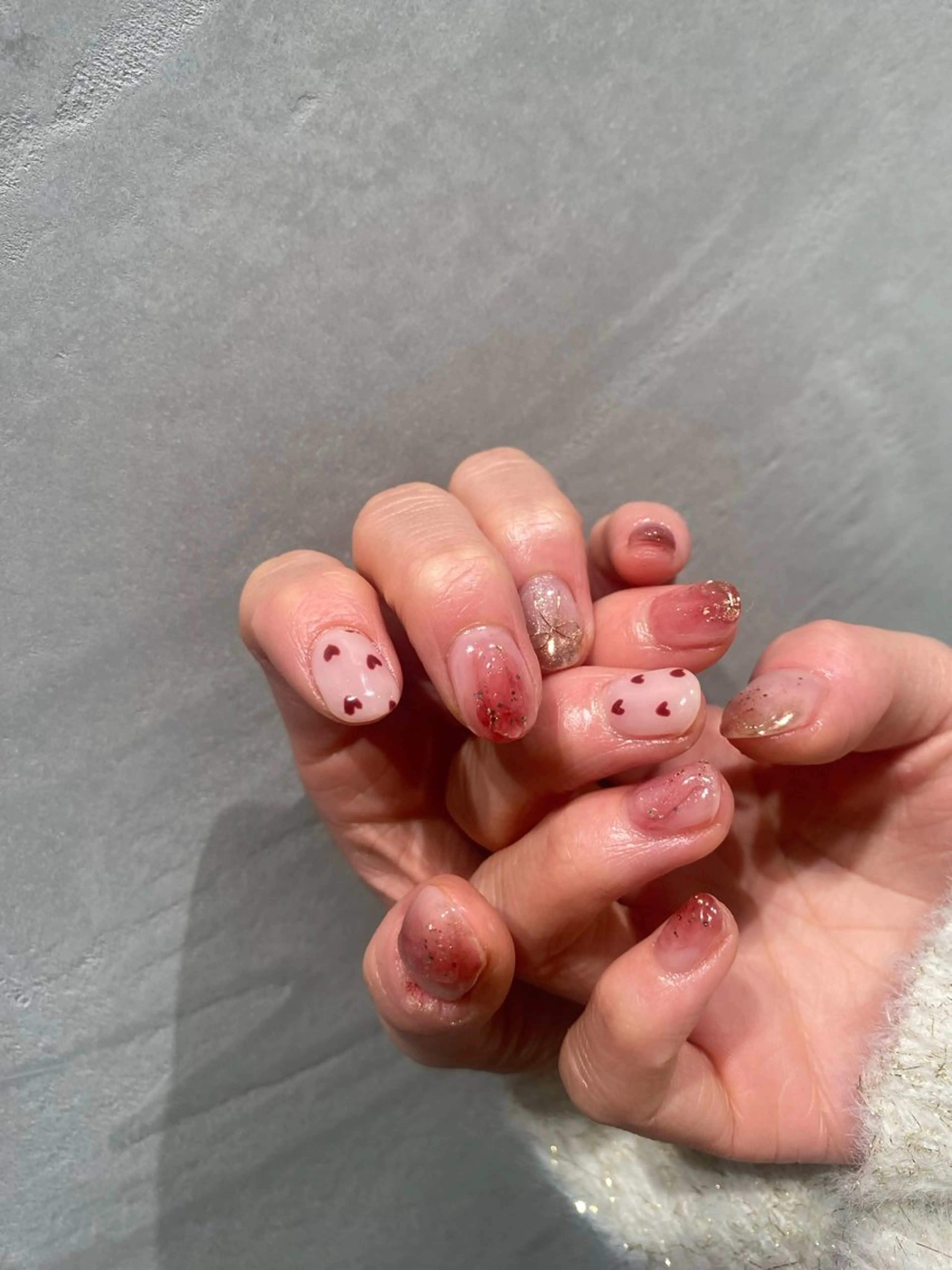 ネイル ニュアンスネイル バレンタイン ハンドネイル Yuriko Omi パラジェル/渋谷のネイルデザイン