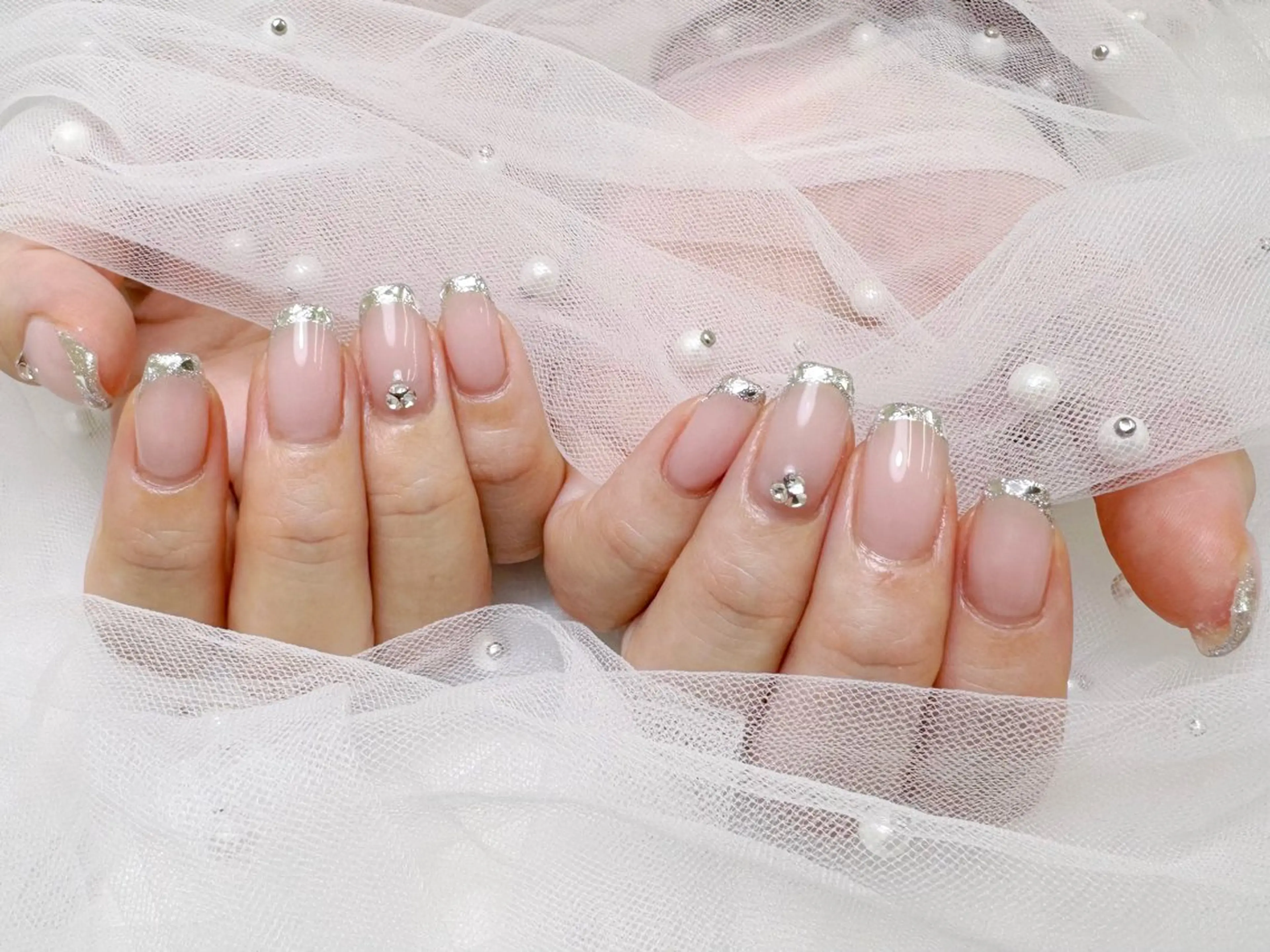 ネイル ストーンネイル ハンドネイル garden Nail Salonのネイルデザイン