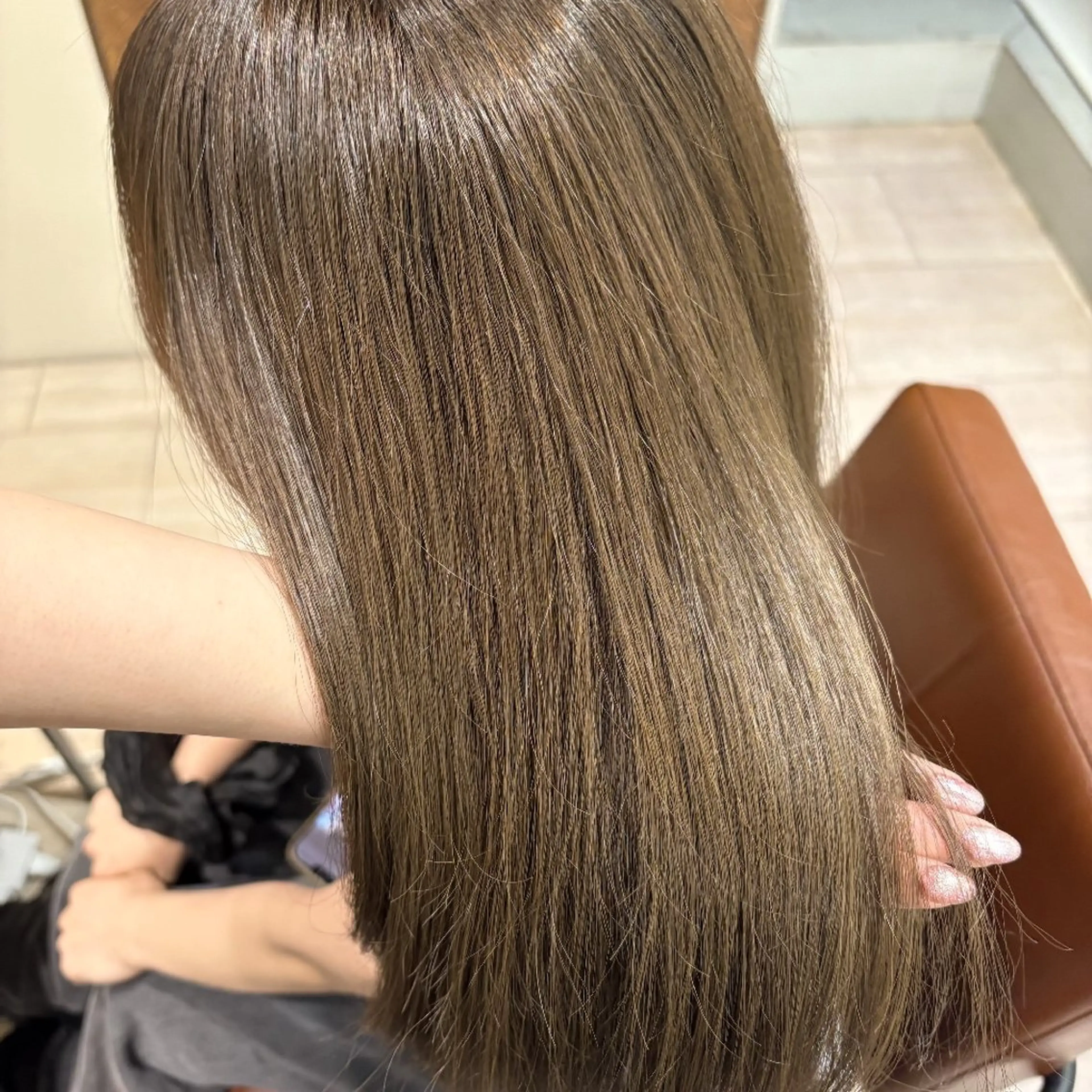 セミロング カット ヘアカラー トリートメント Nanako。/韓国 ハッシュカットのヘアスタイル