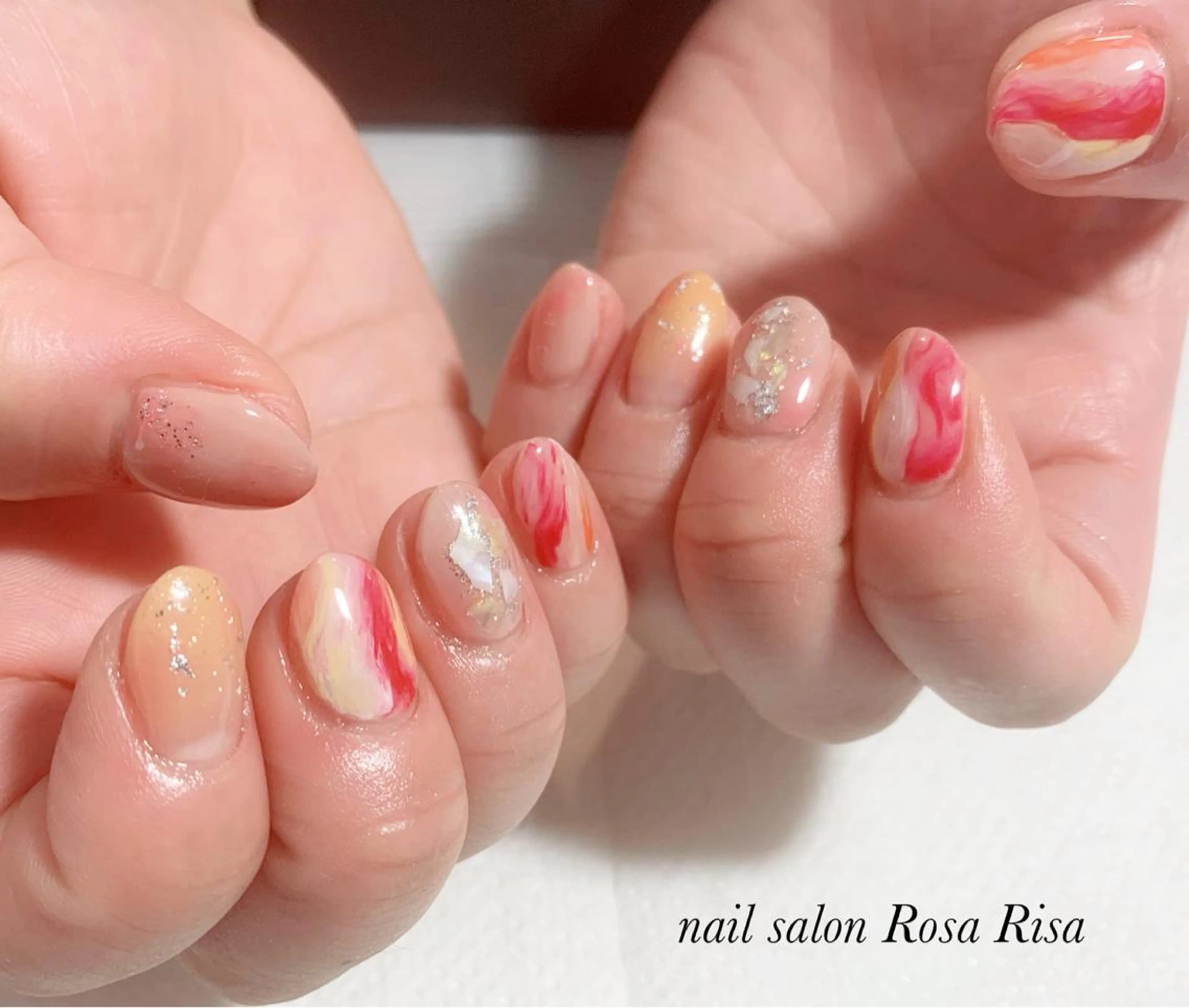 ミディアム ネイル ネイルスタジオ シェイクユアハンズのネイルデザイン