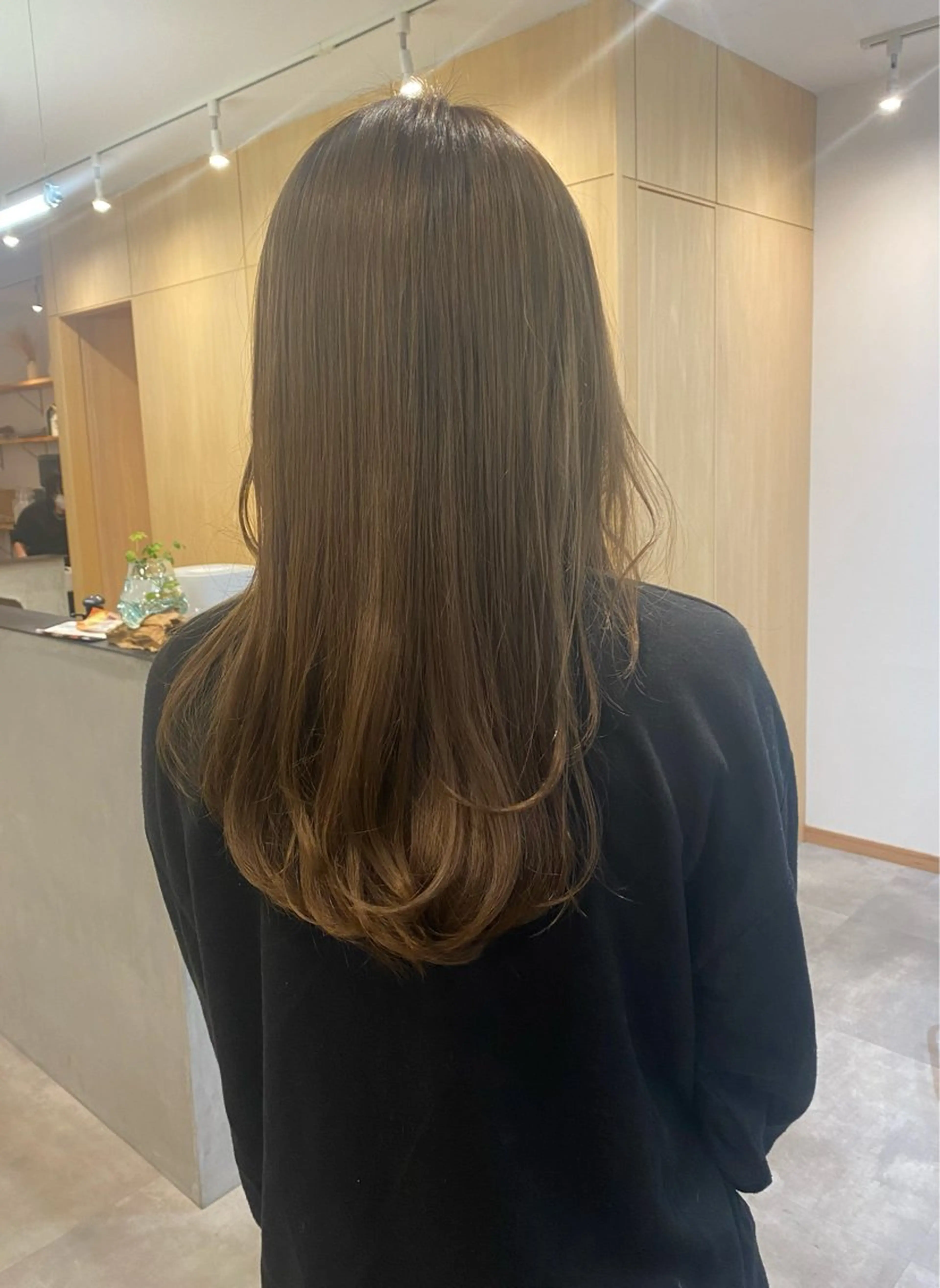 ミディアム カラー カット ヘアカラー 内野 友貴のヘアスタイル