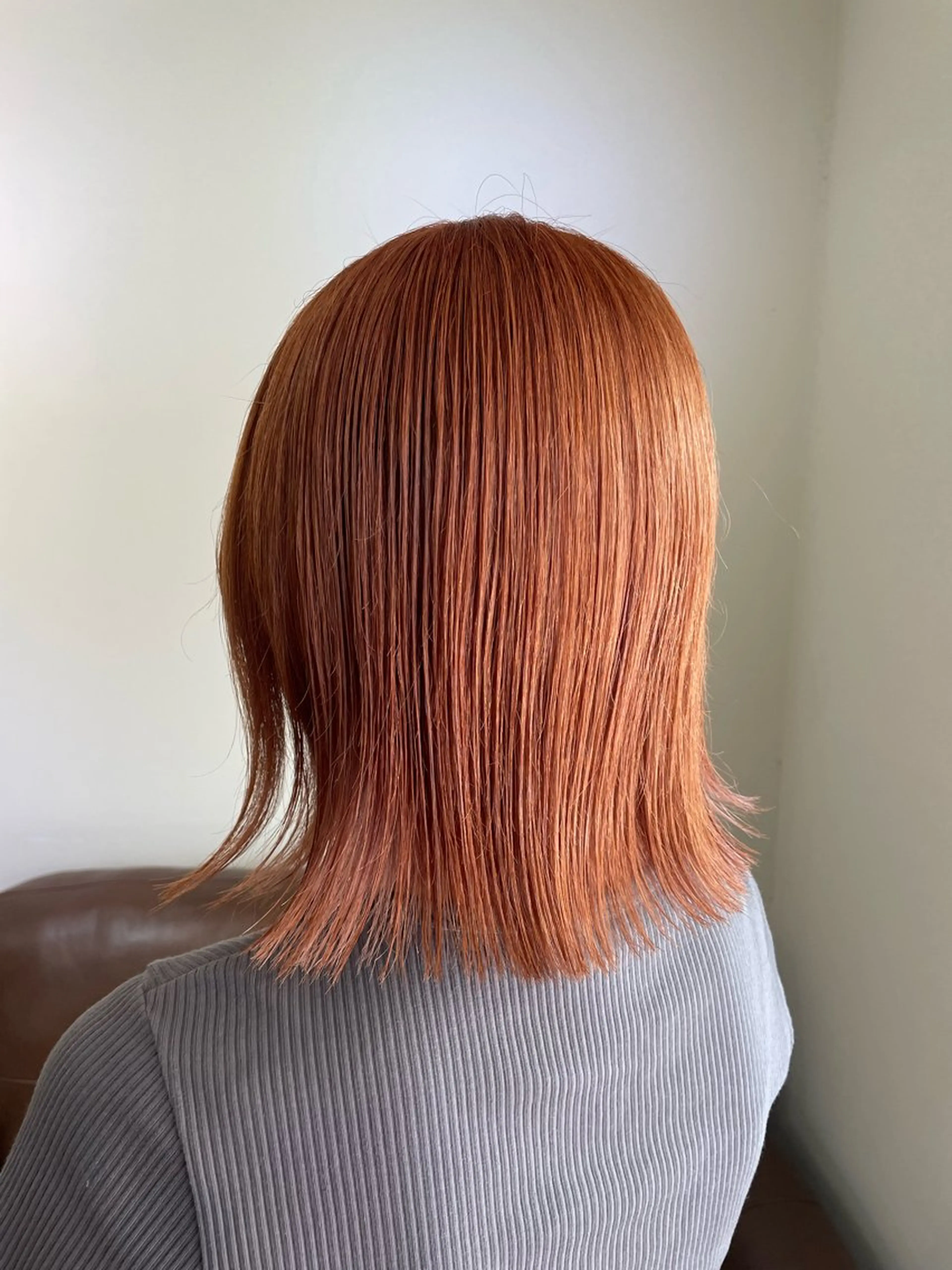 ショート カラー ブリーチ オレンジ トリートメント メンズパーマ✨️村越 雄斗のヘアスタイル