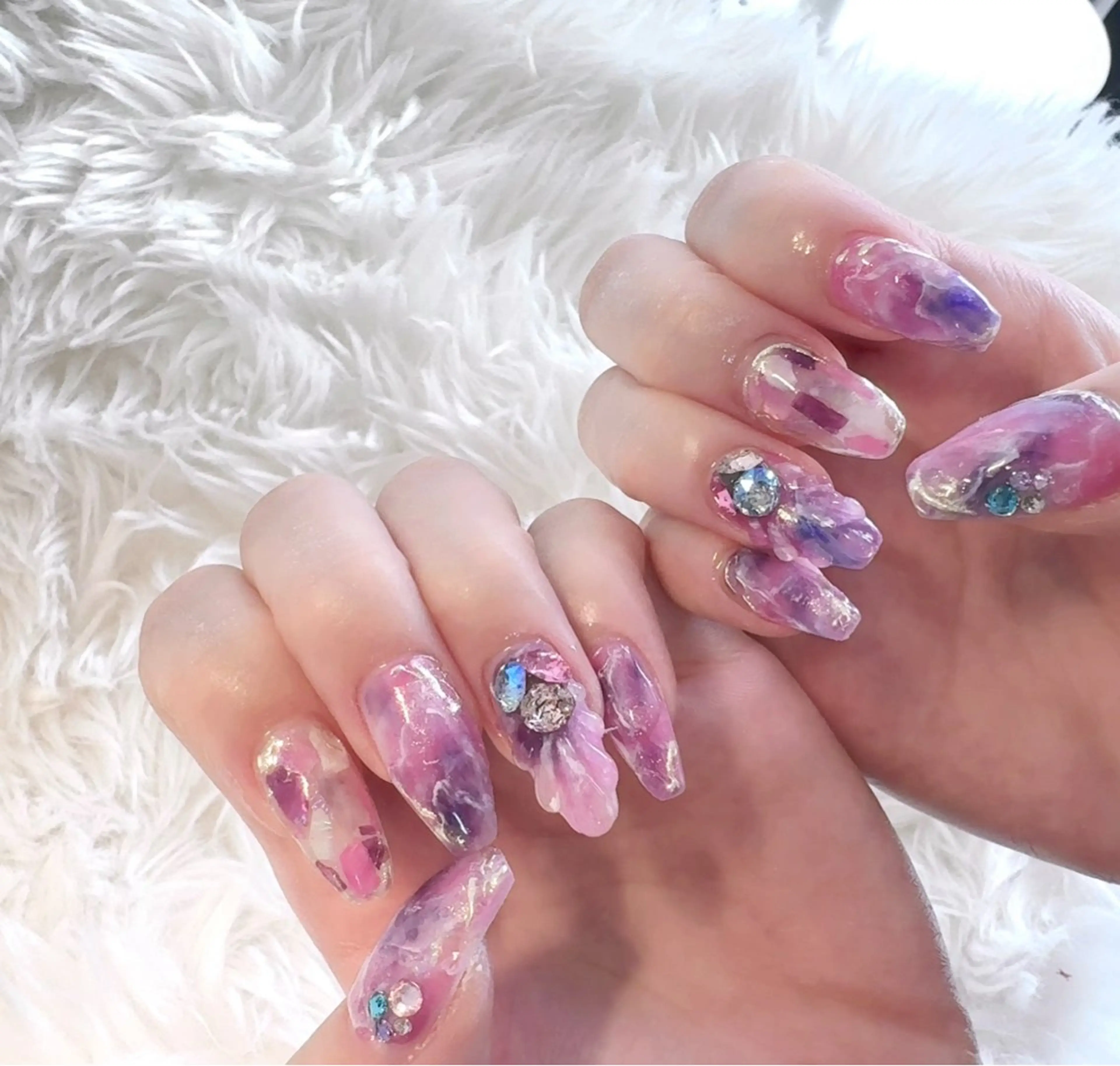 ネイル 渋谷ビュレネイル Kaoruのネイルデザイン