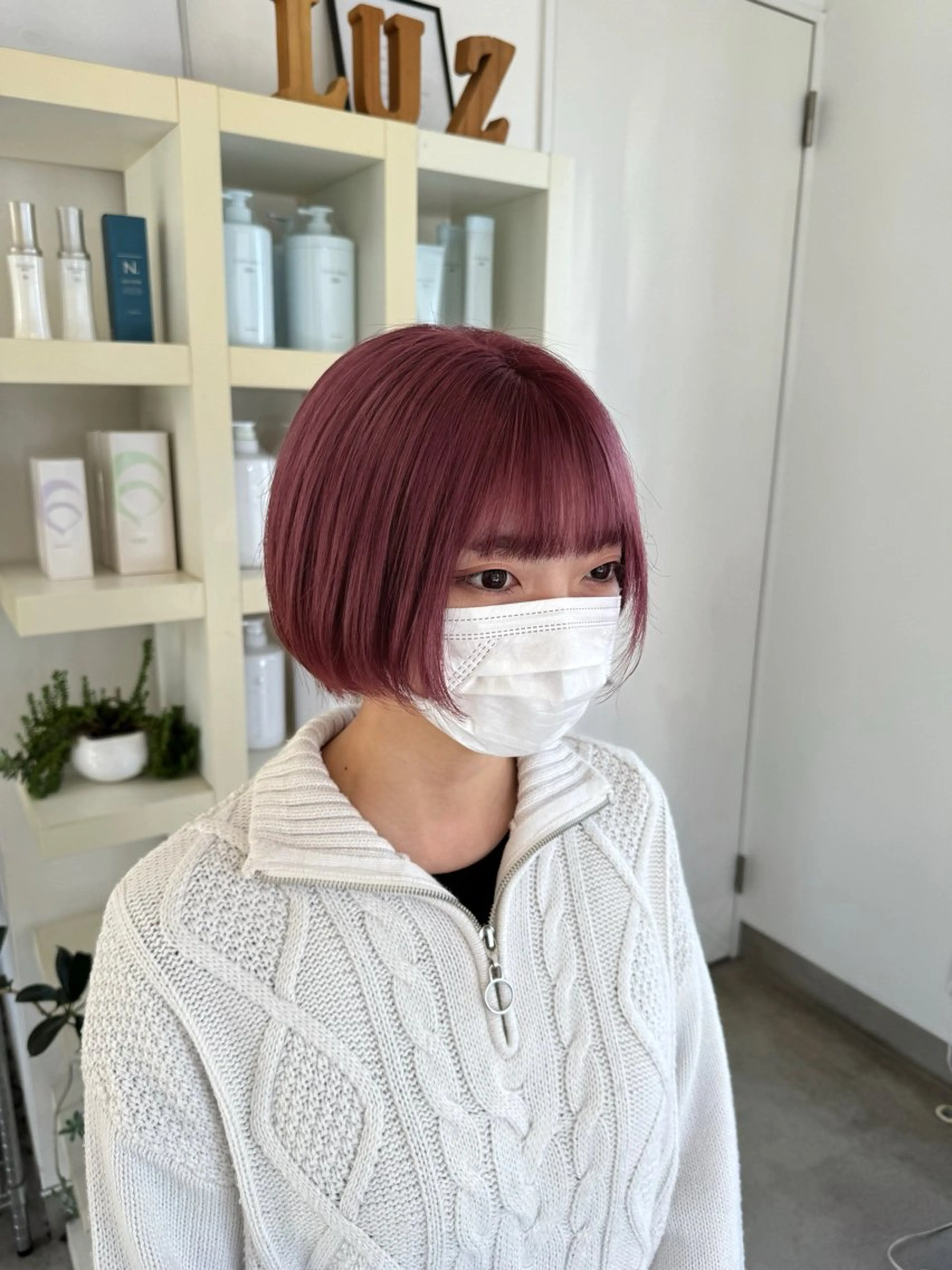 ショート カラー 堀越 美羽のヘアスタイル