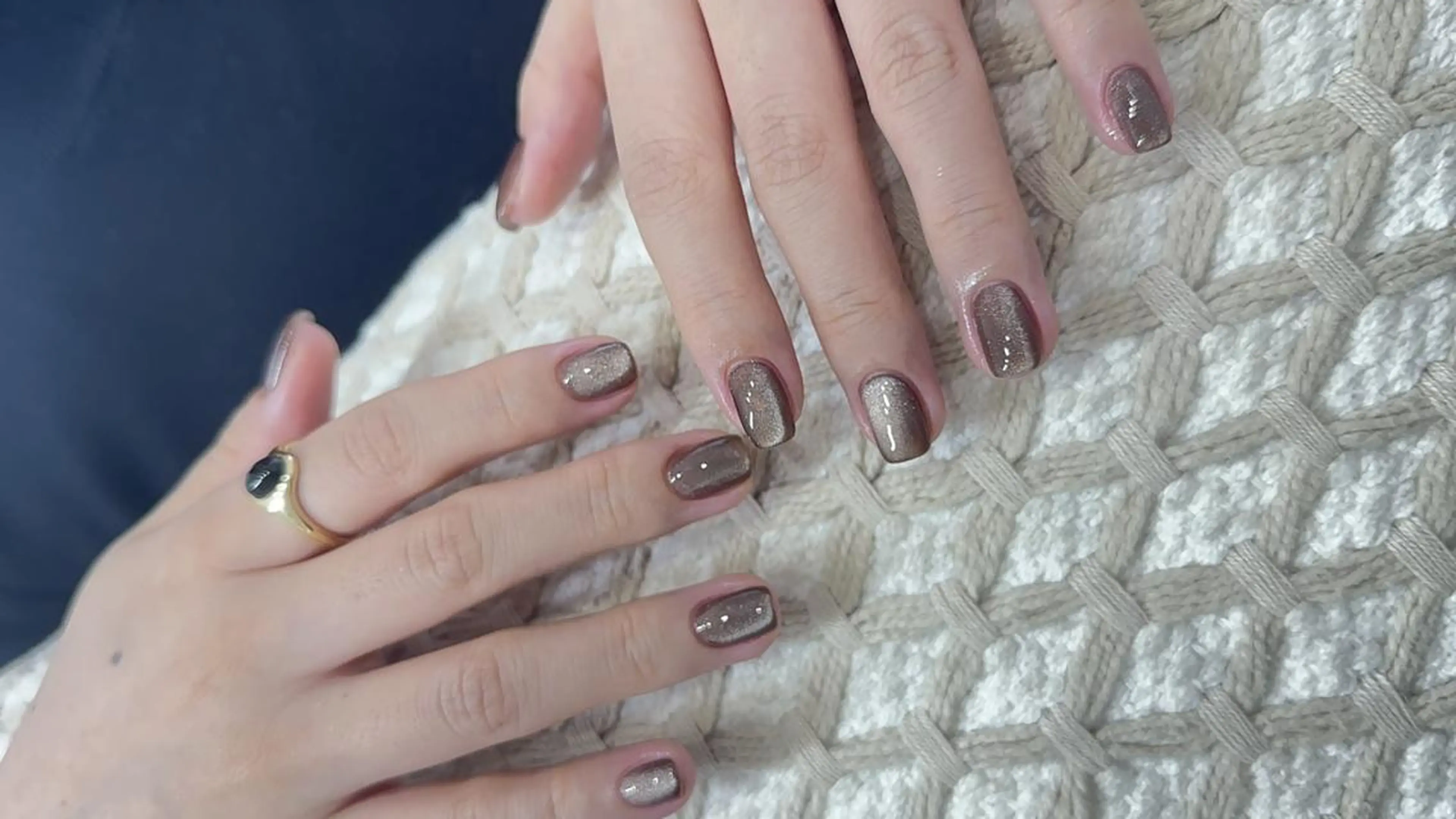 ネイル ハンドネイル 小 羽のネイルデザイン