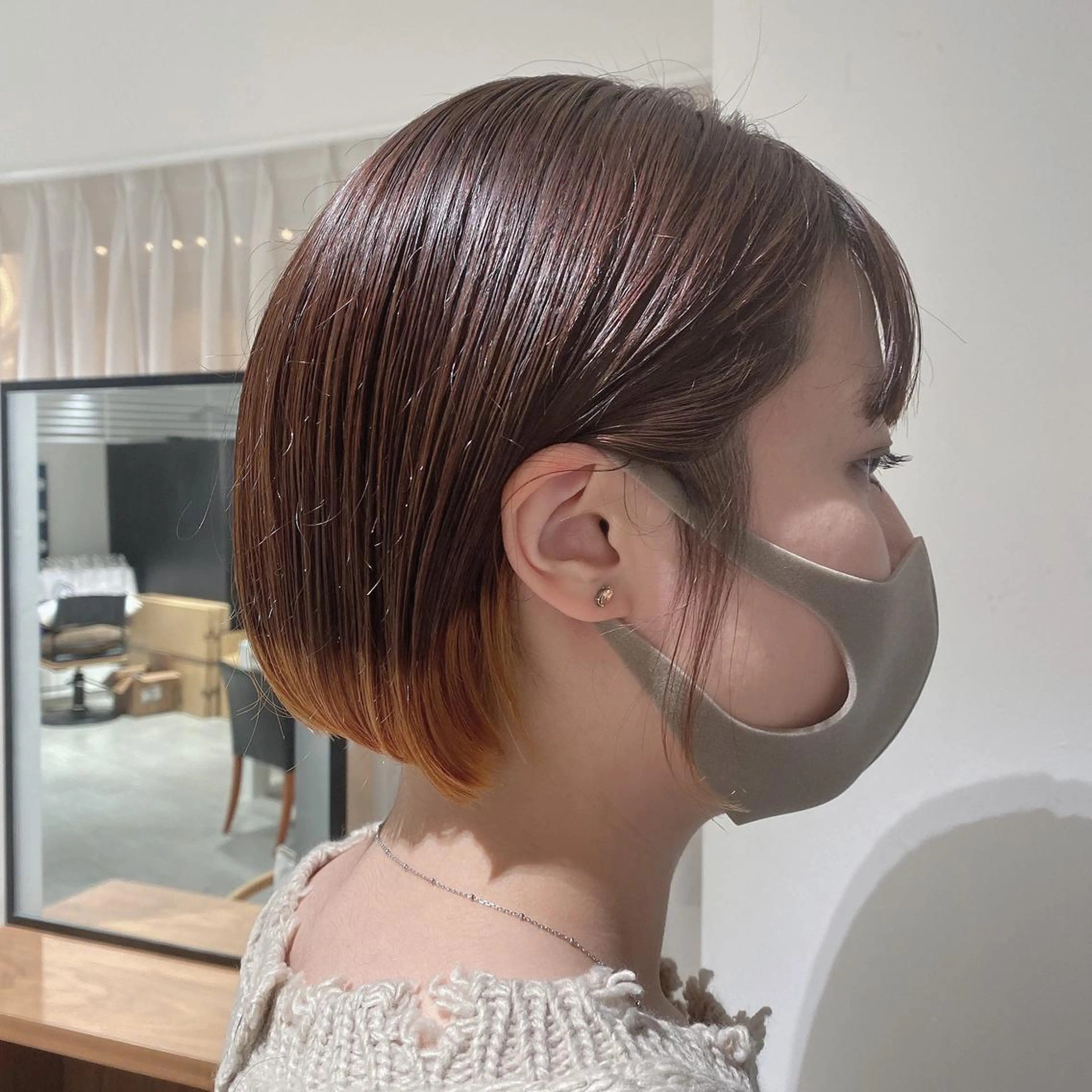 ショート カラー shiori ﾍﾞｰｼﾞｭｶﾗｰのヘアスタイル